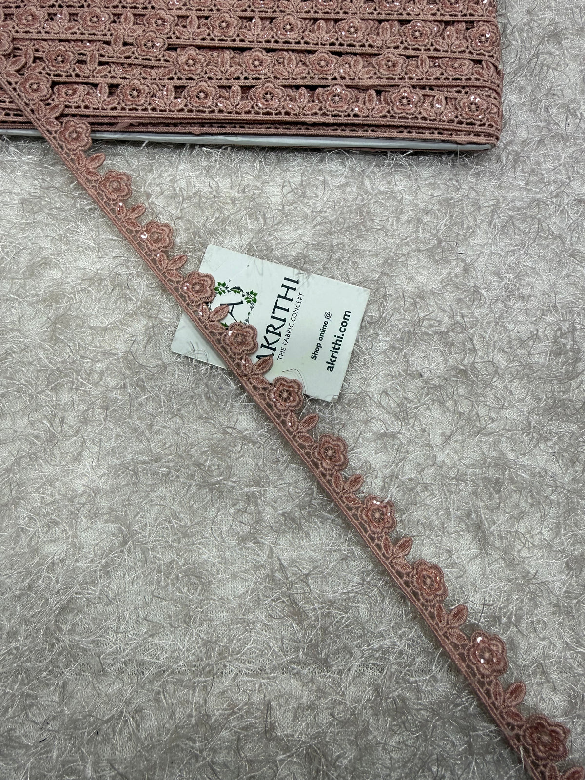 Lace per yard