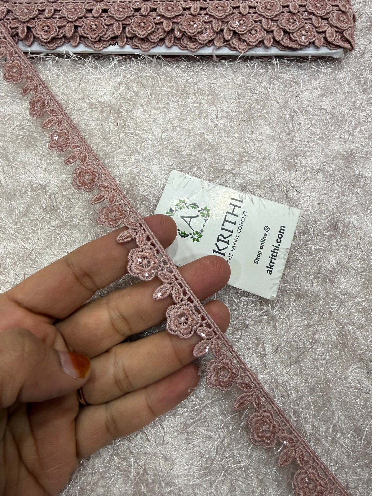Lace per yard