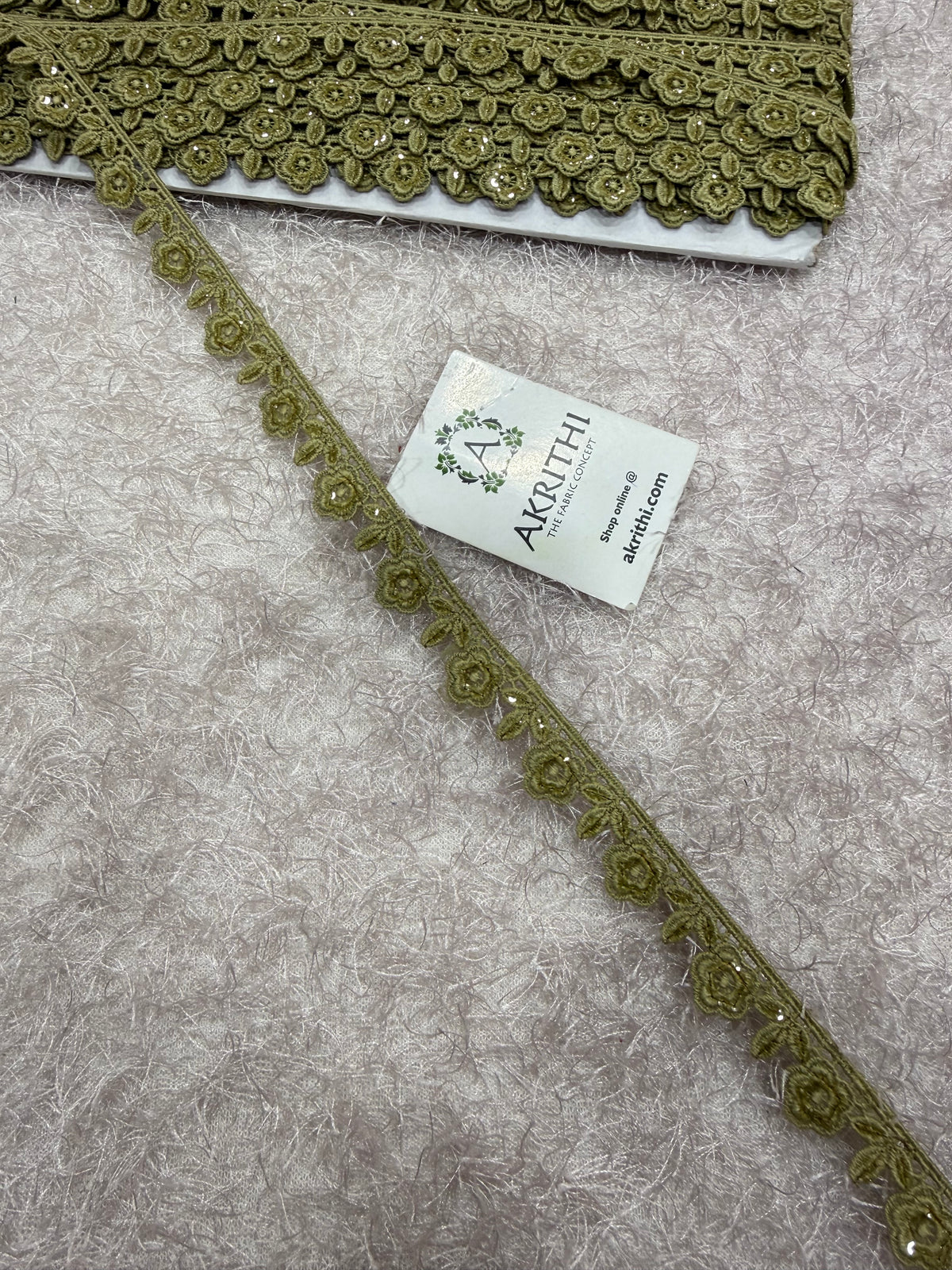 Lace per yard
