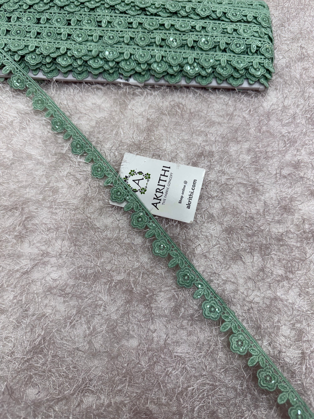 Lace per yard