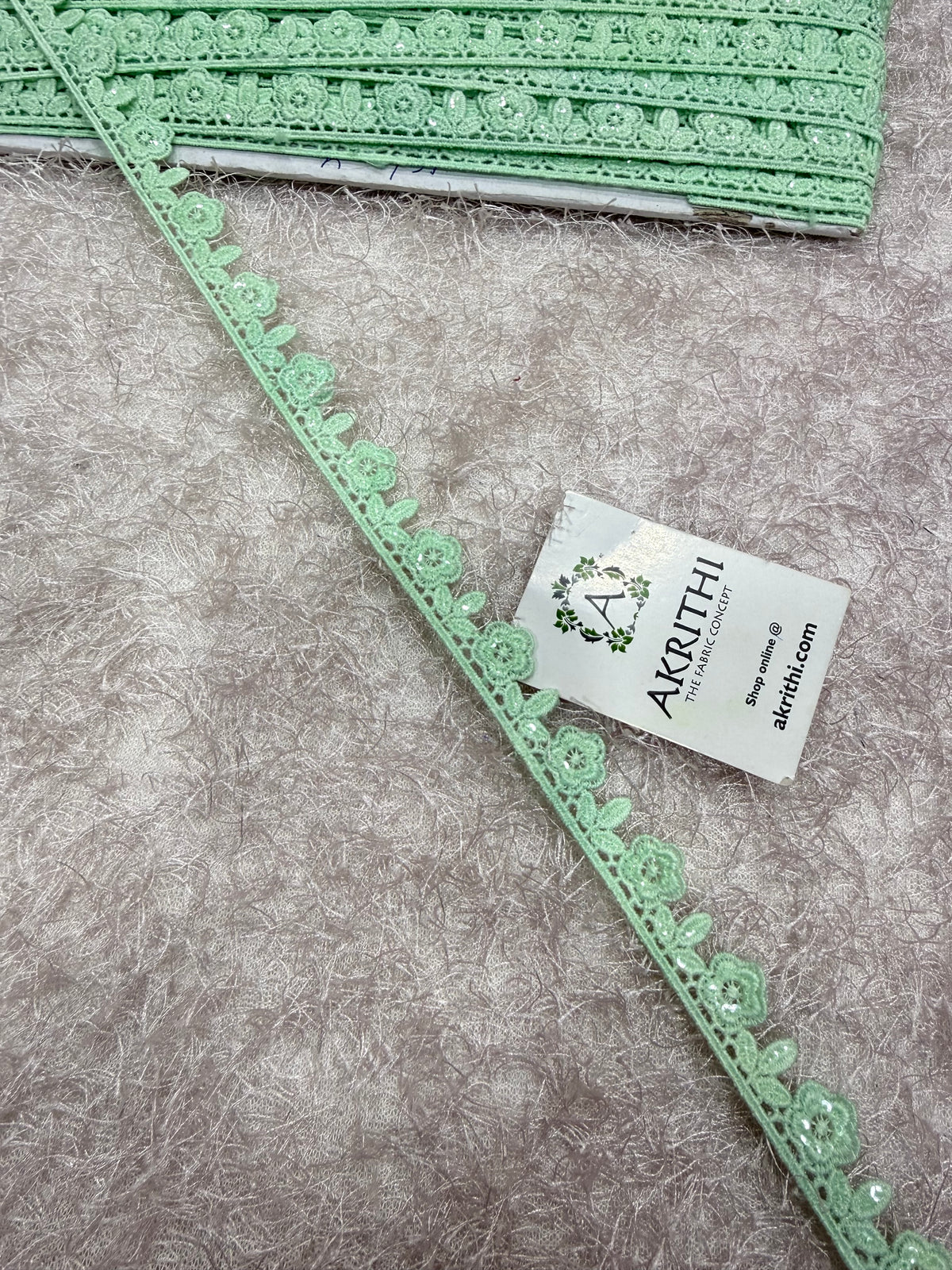 Lace per yard