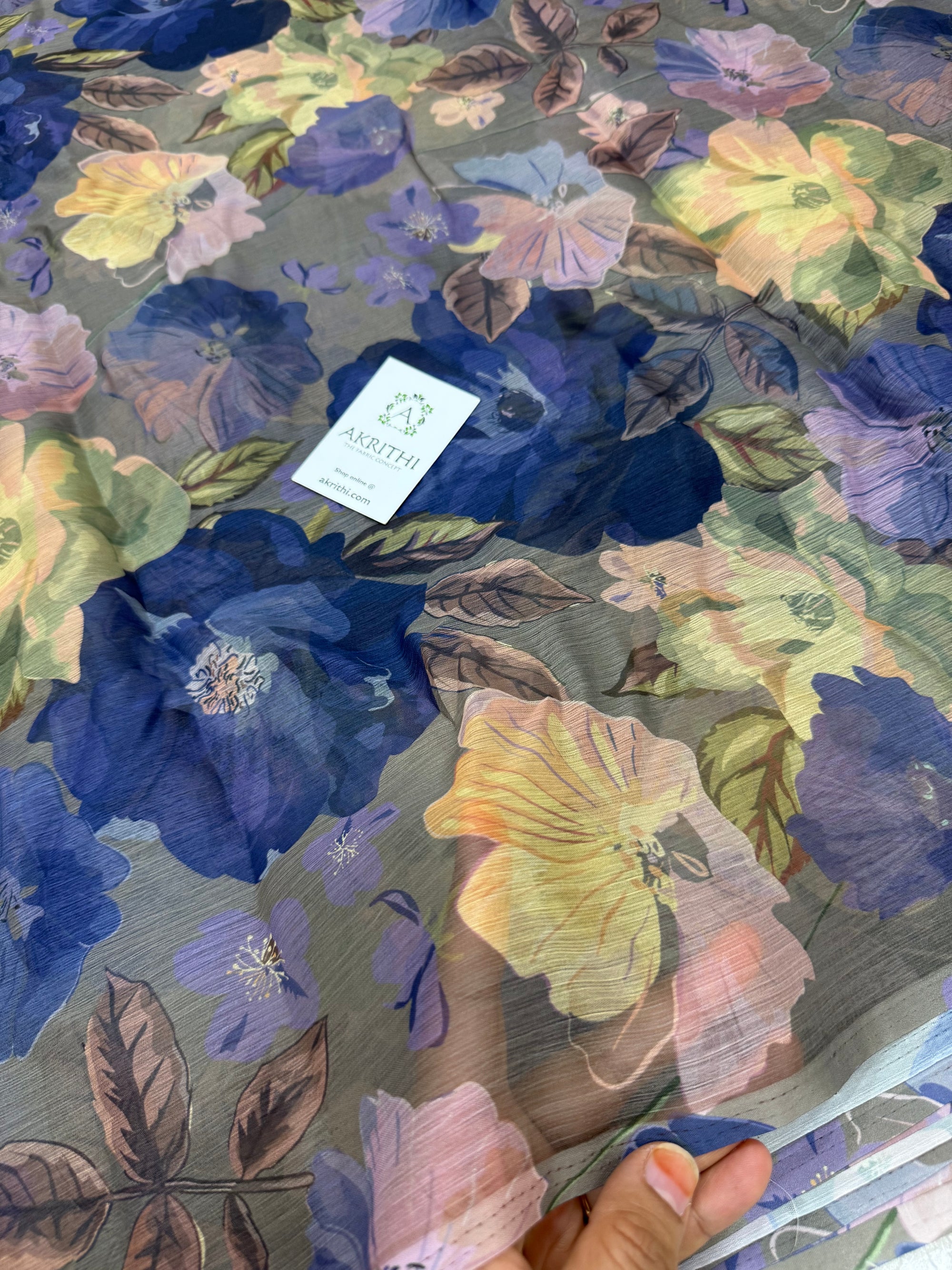 Digital floral printed chiffon fabric