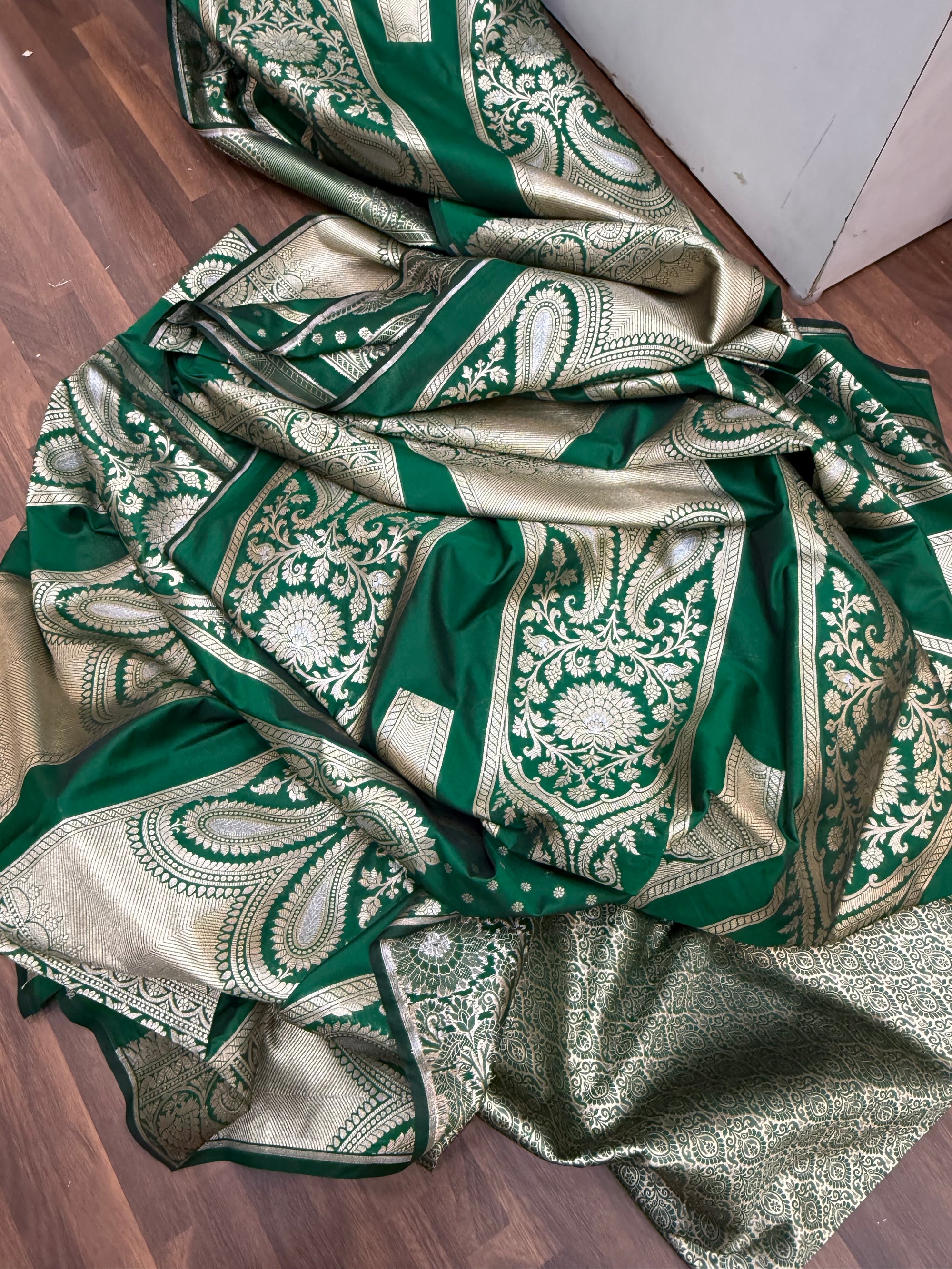 Pure Banarasi kali set