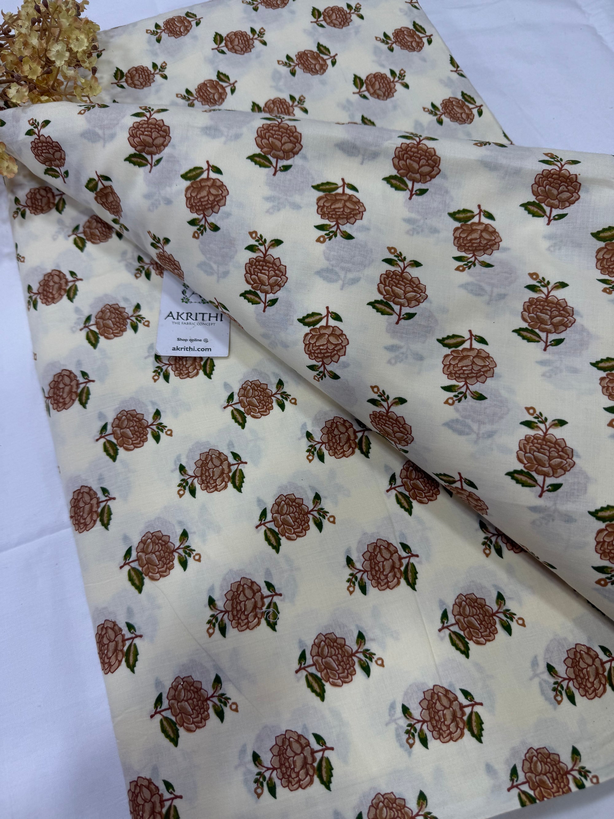 Printed pure cotton fabric