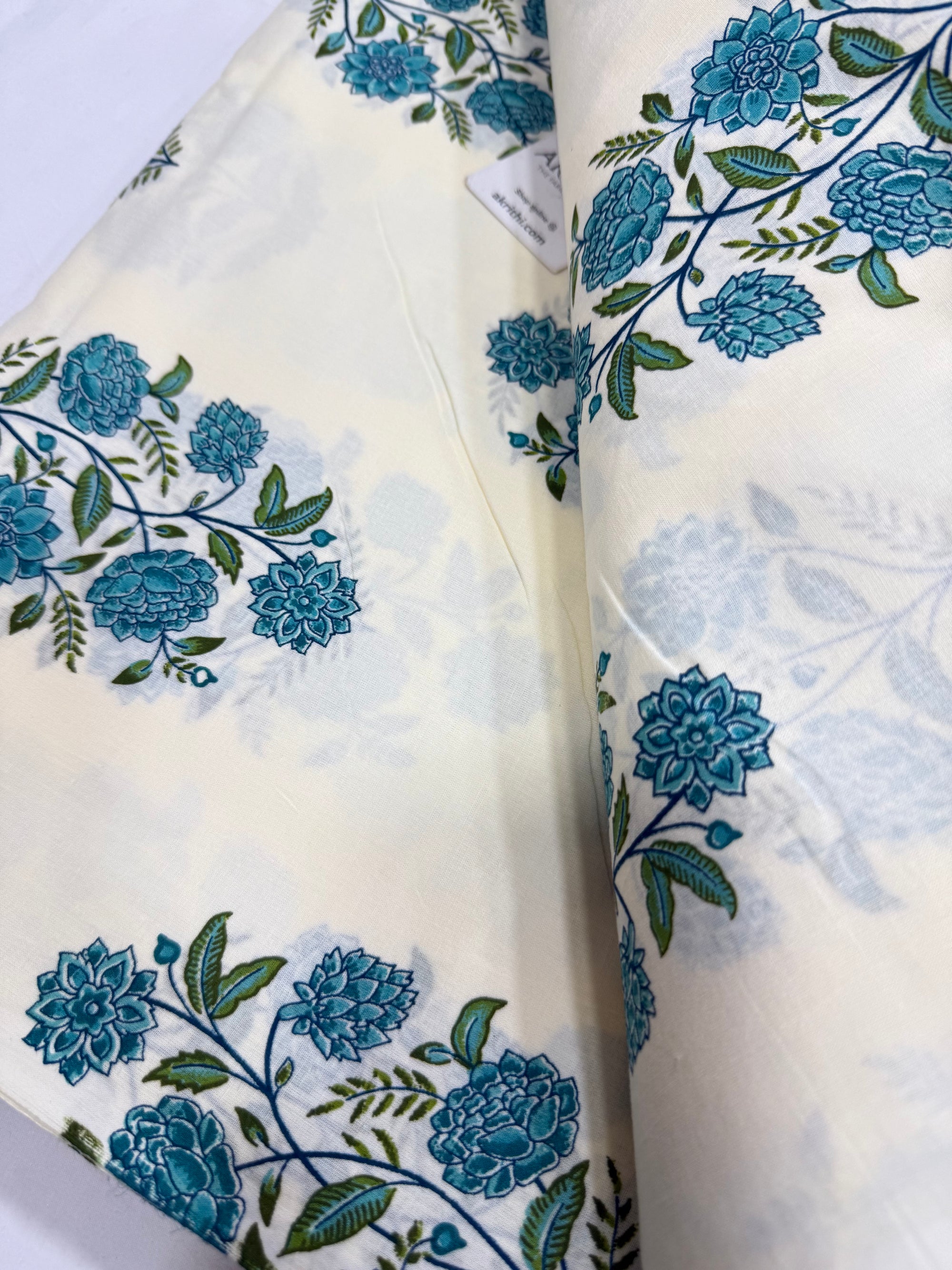 Printed pure cotton fabric