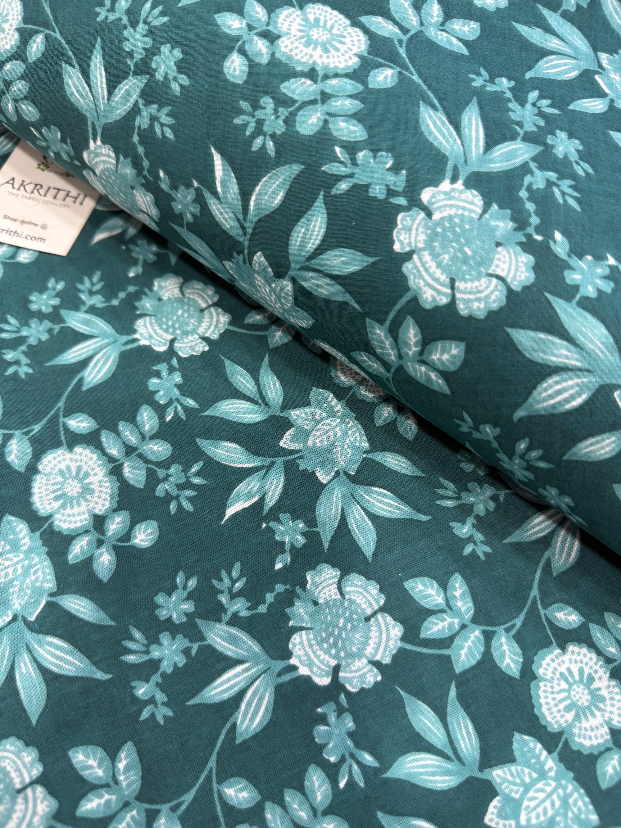 Printed pure cotton fabric