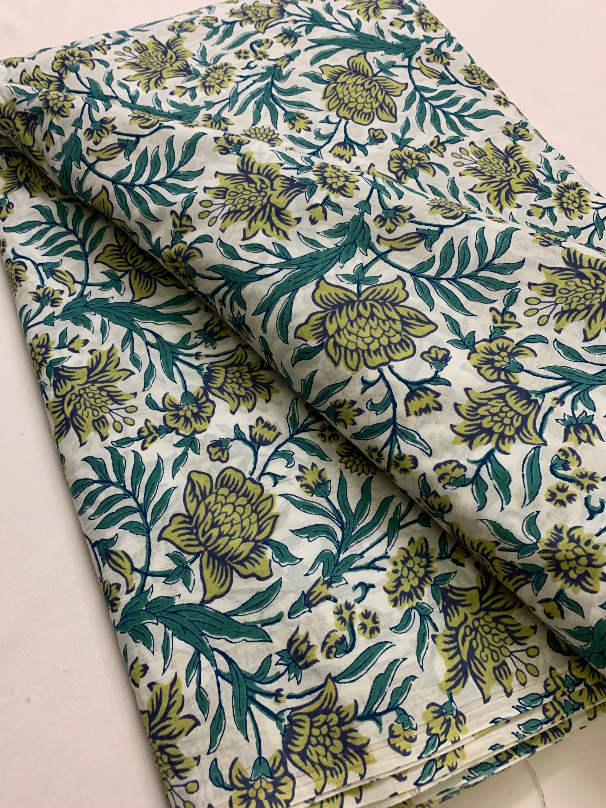 Printed pure cotton fabric