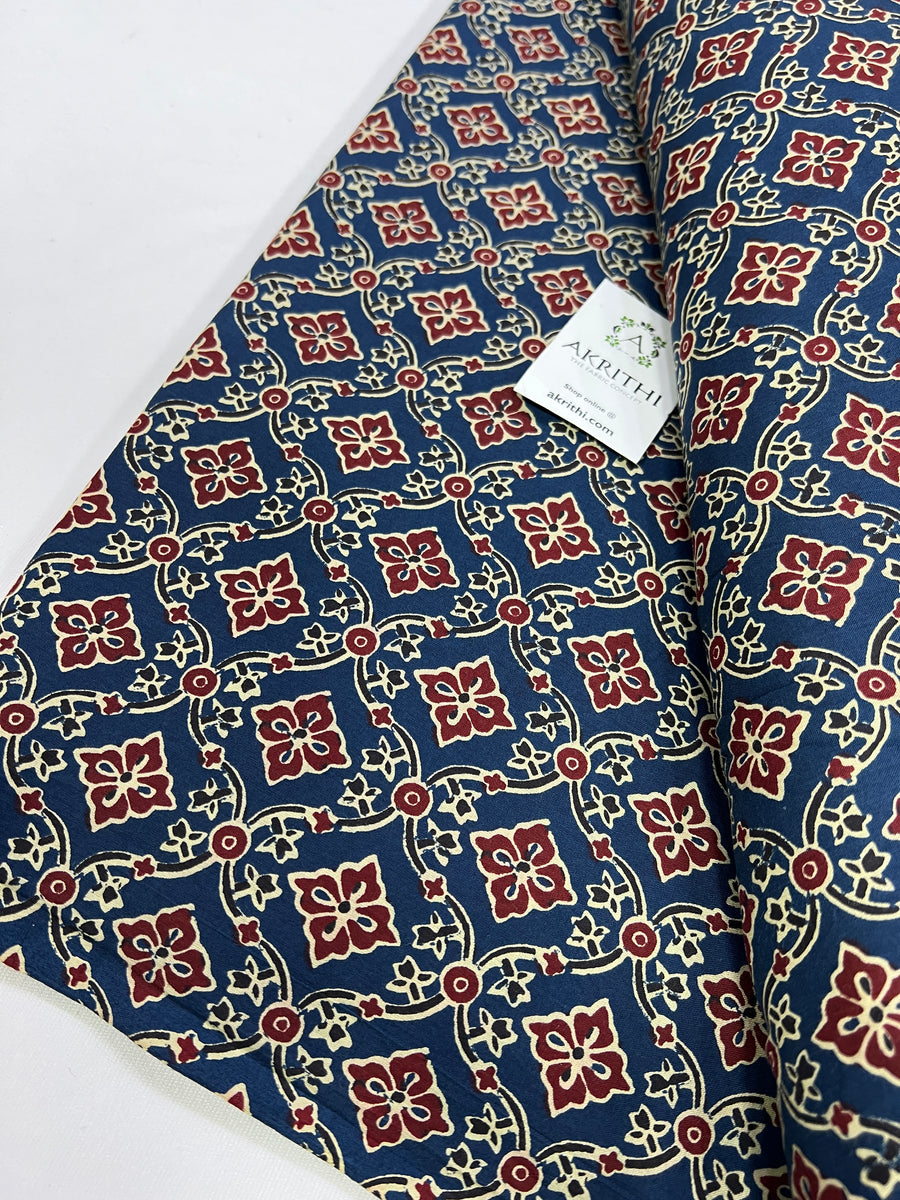 Printed pure cotton fabric