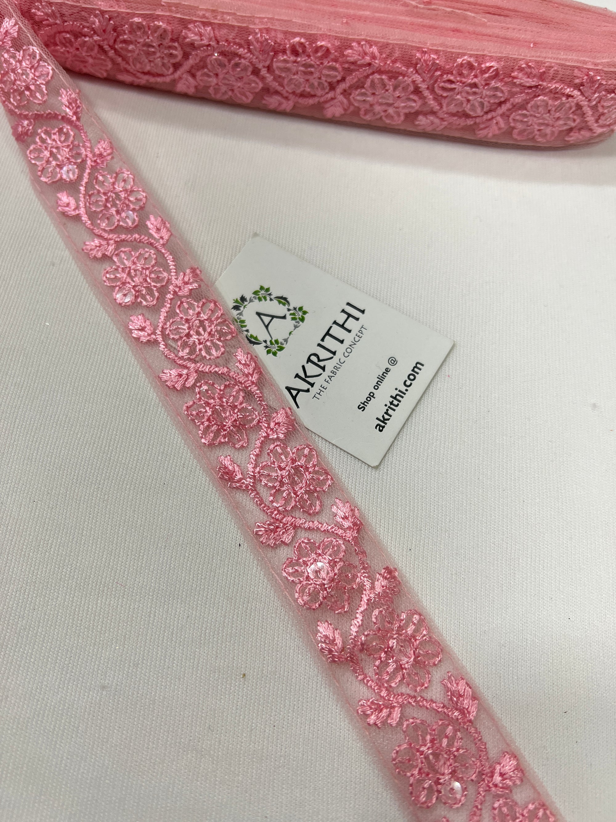 Embroidered lace 9 metres roll