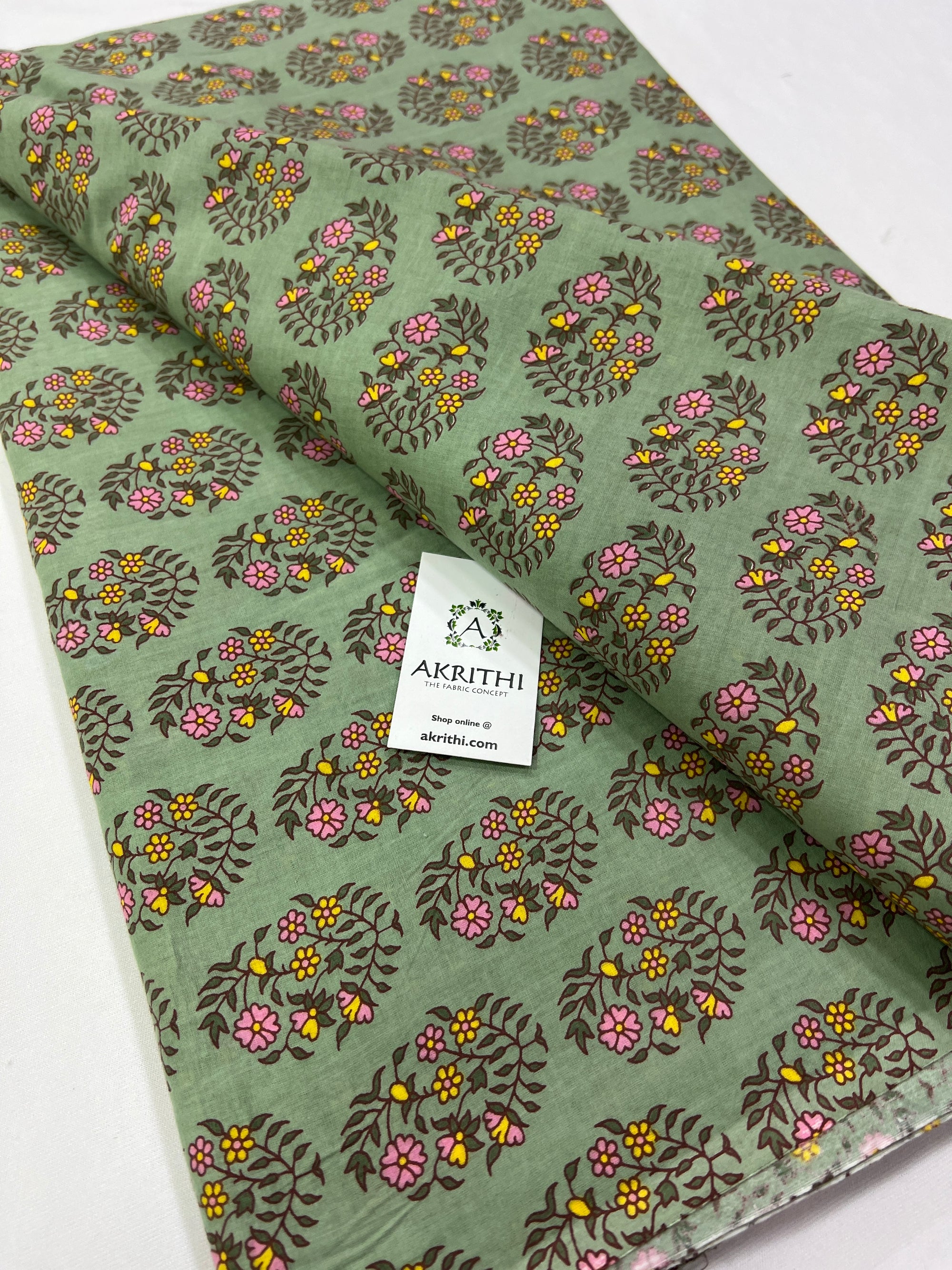 Printed pure cotton fabric