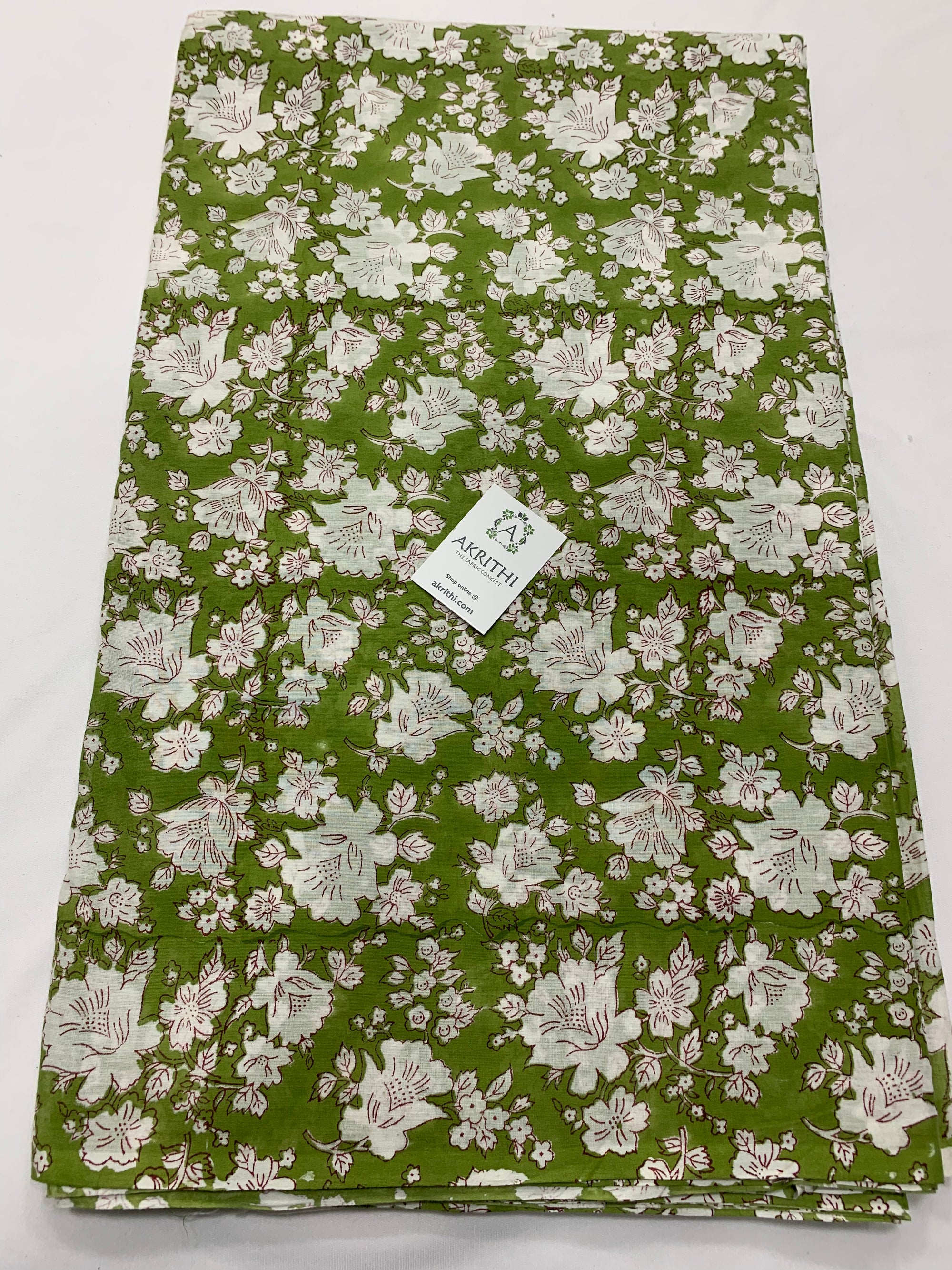 Printed pure mul cotton fabric