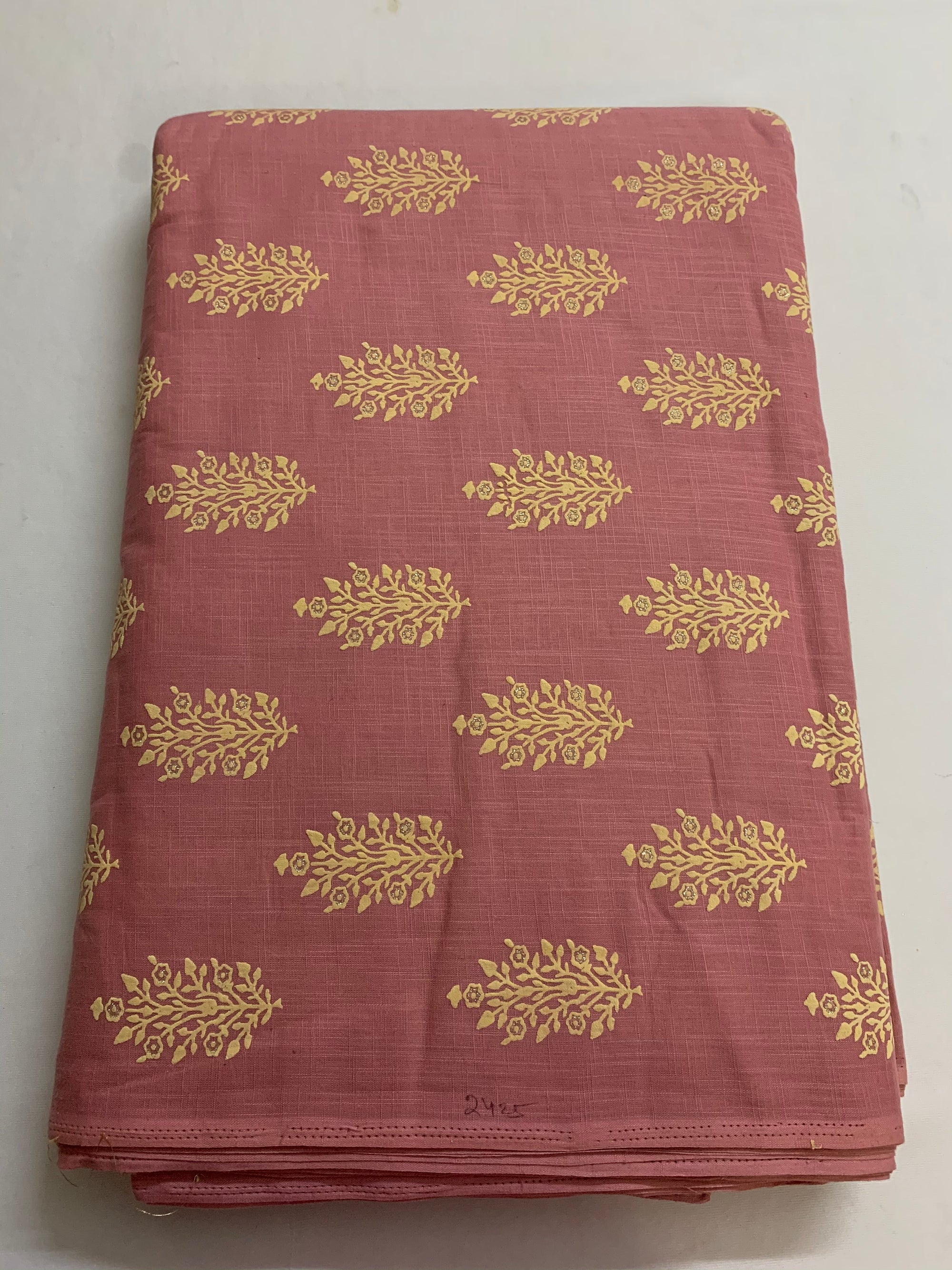 Printed slub cotton fabric