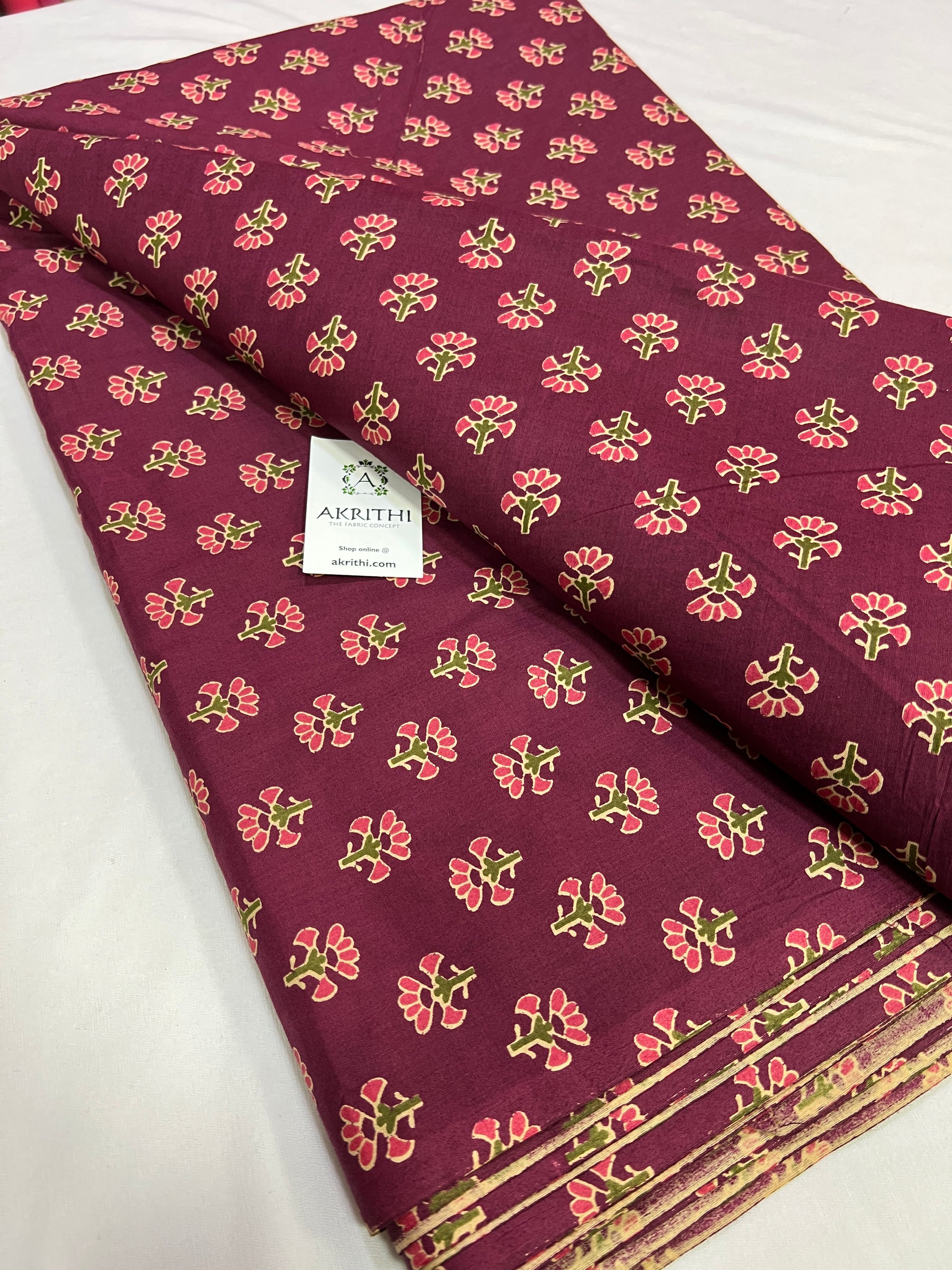 Printed pure cotton fabric