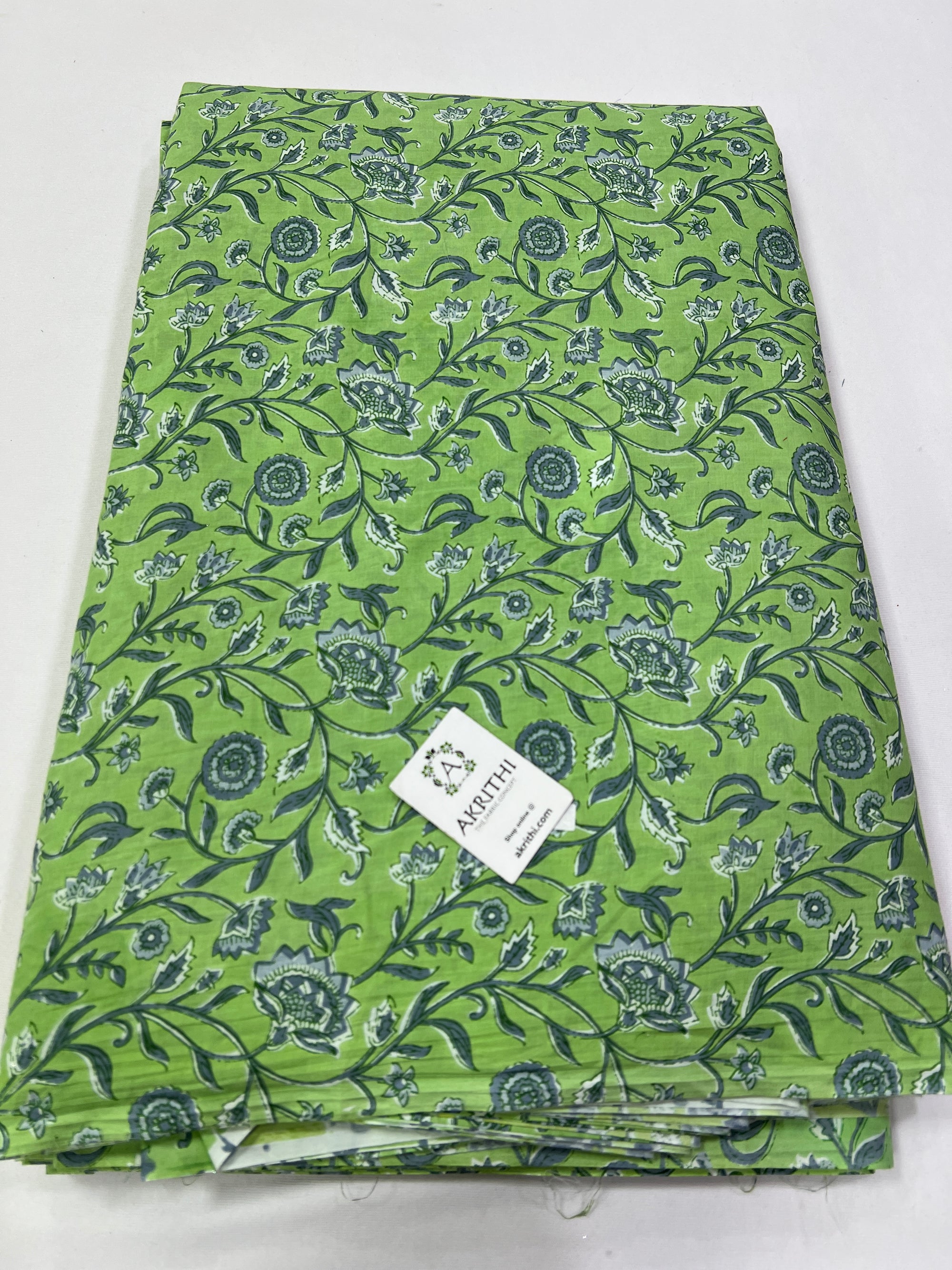 Printed pure cotton fabric