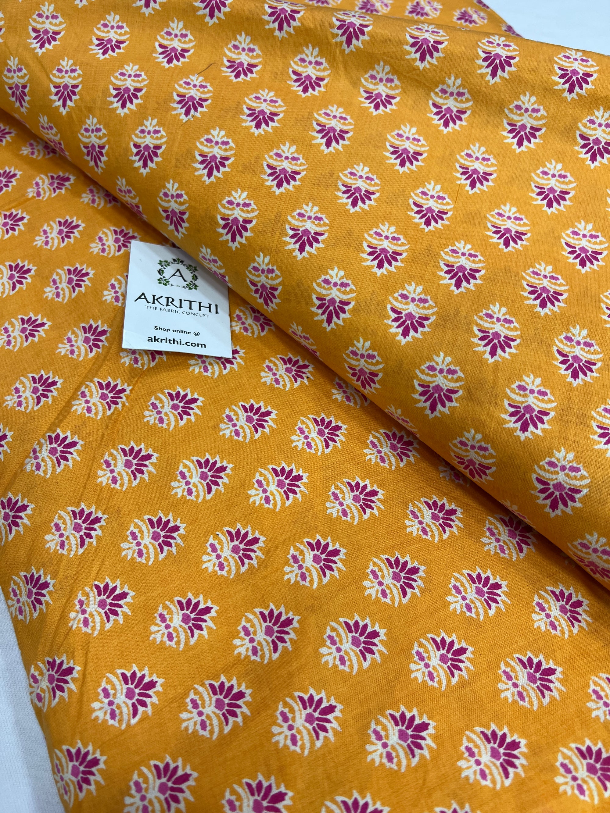 Printed pure cotton fabric