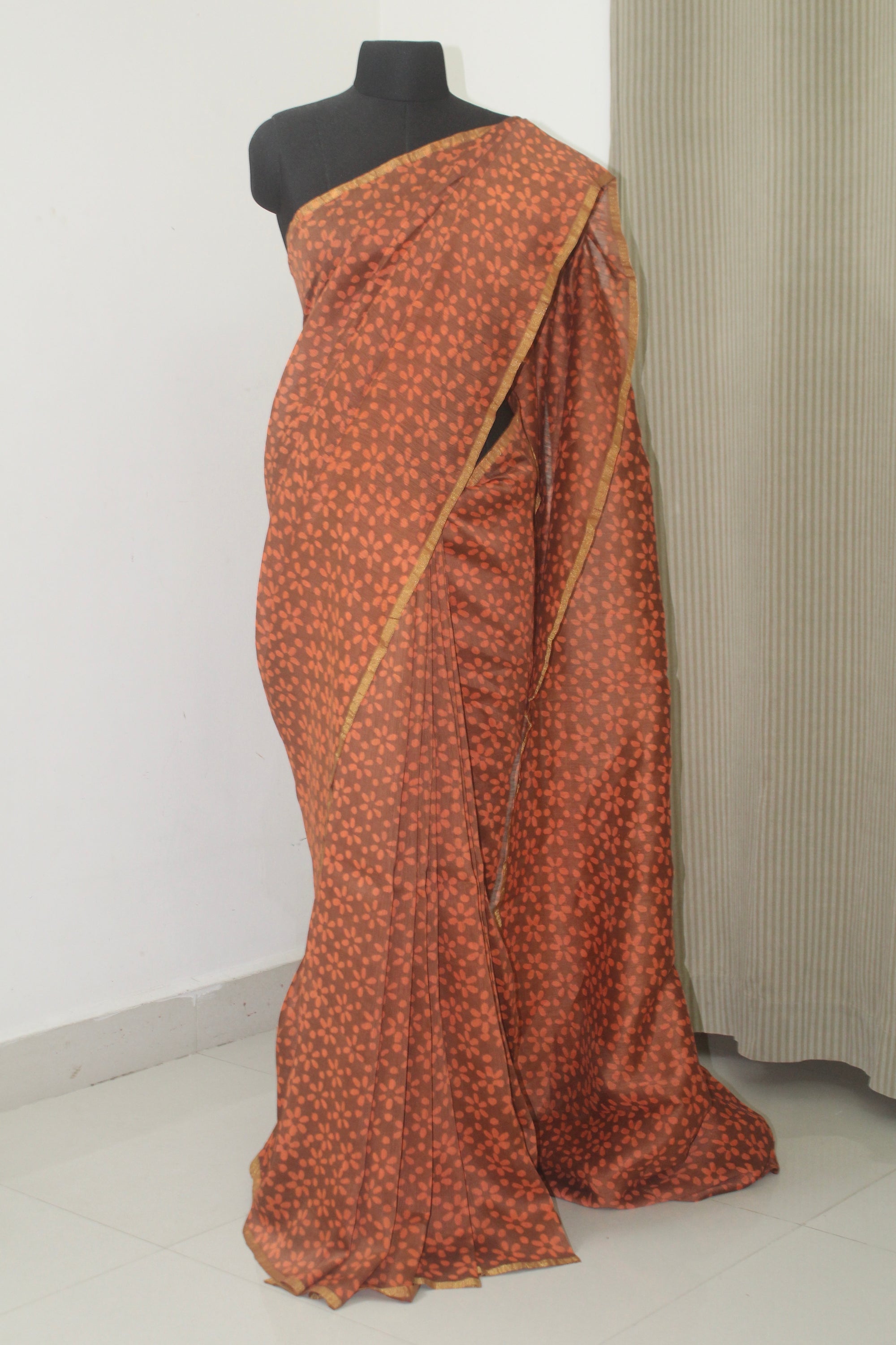Handloom printed pure linen silk saree
