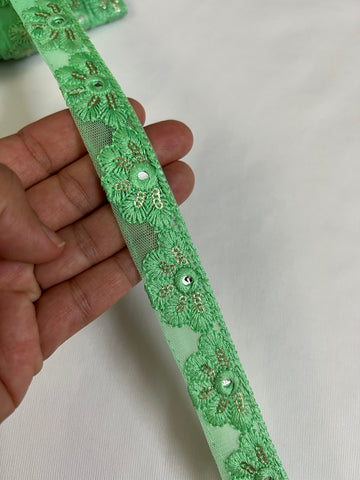 Embroidered lace 9 metres roll green