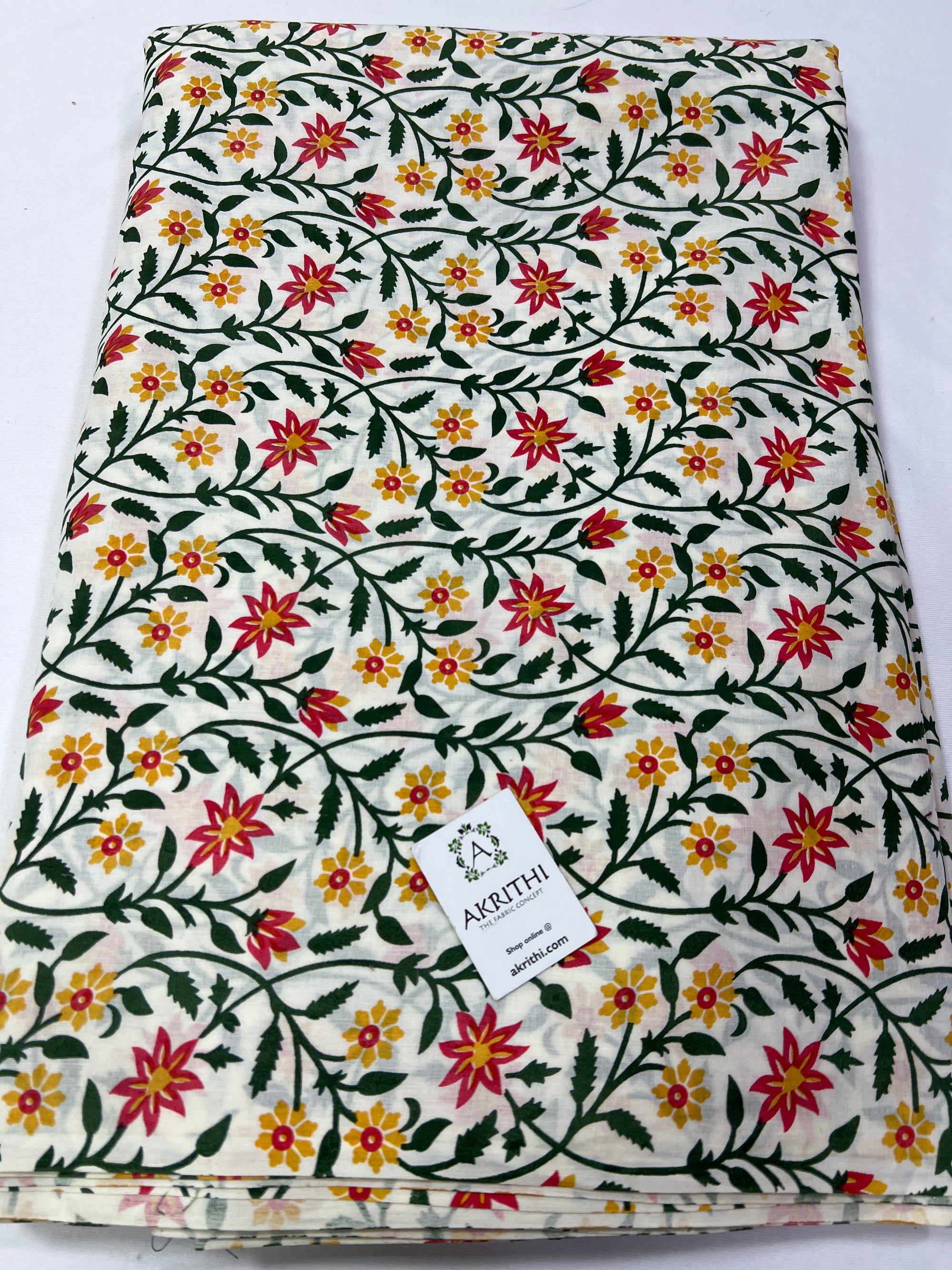 Printed pure cotton fabric