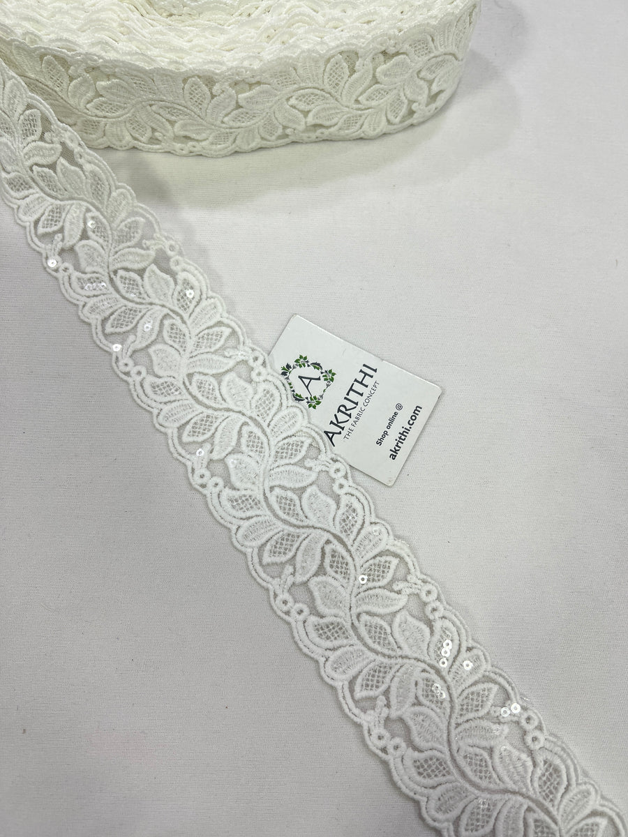 Lace per metre