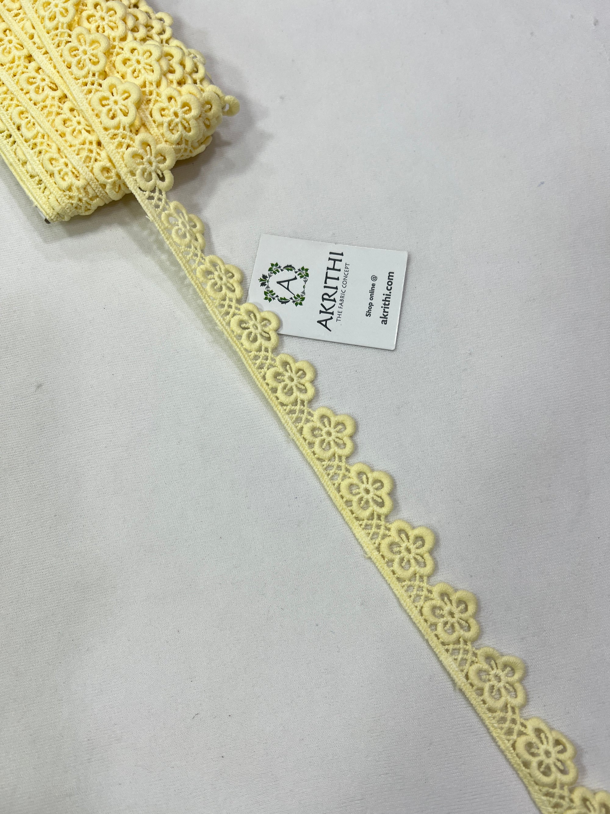 Crochet lace per metre