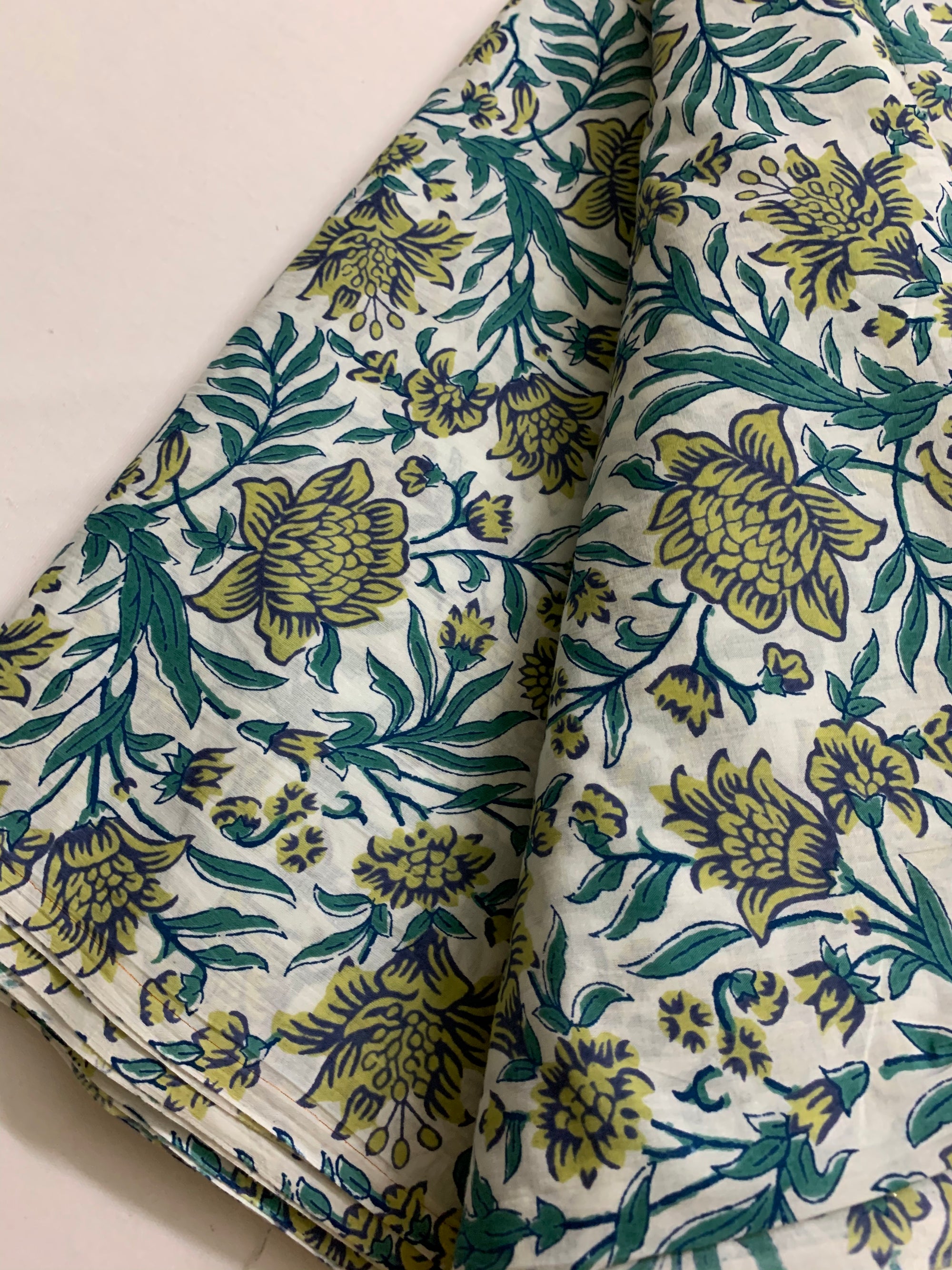 Printed pure cotton fabric