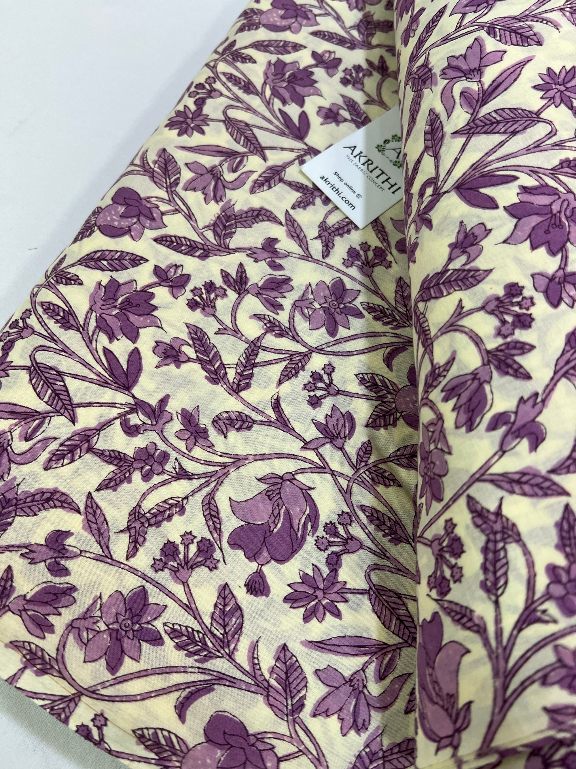Printed pure cotton fabric