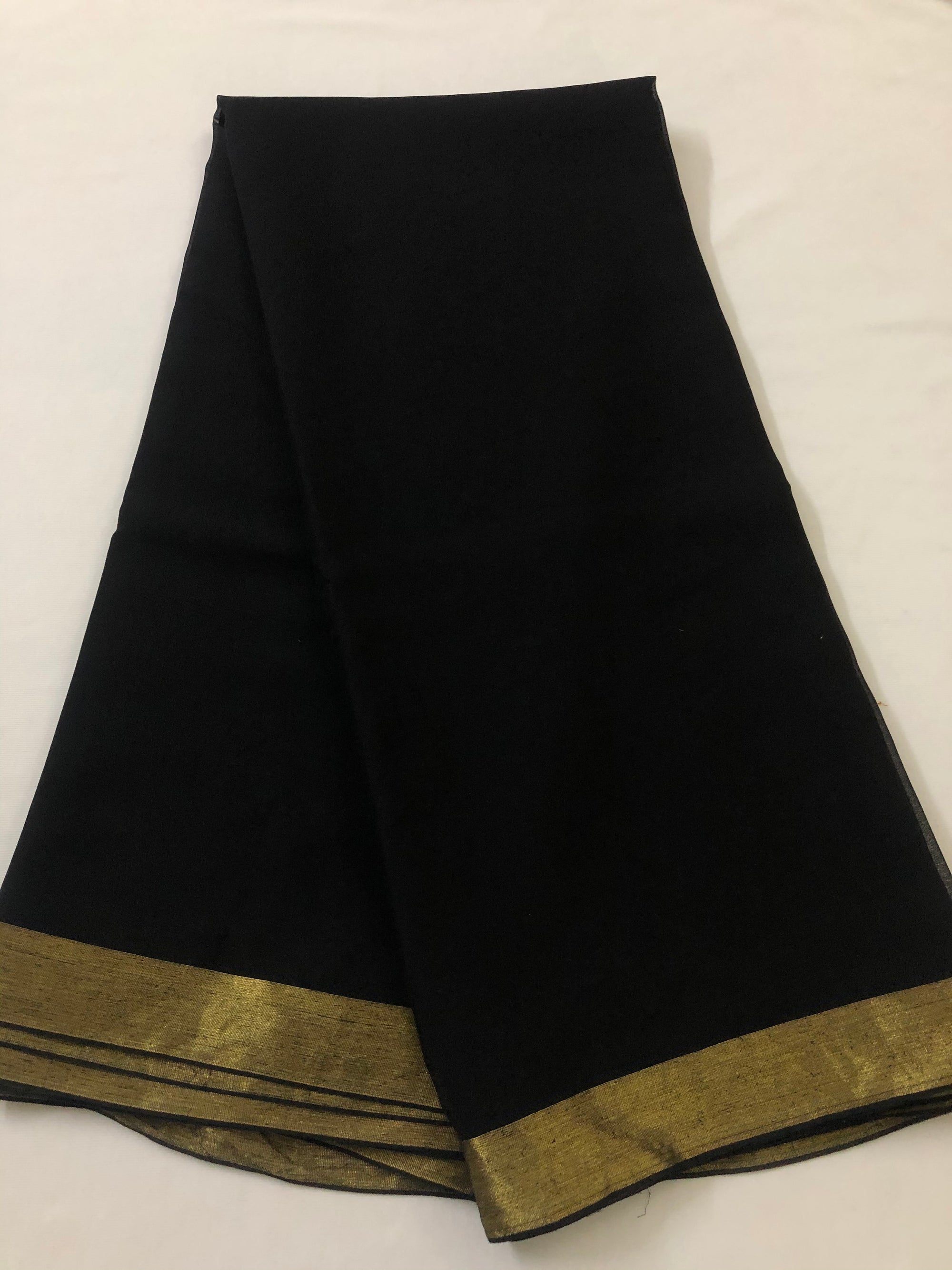 Pure silk georgette saree with Zari border