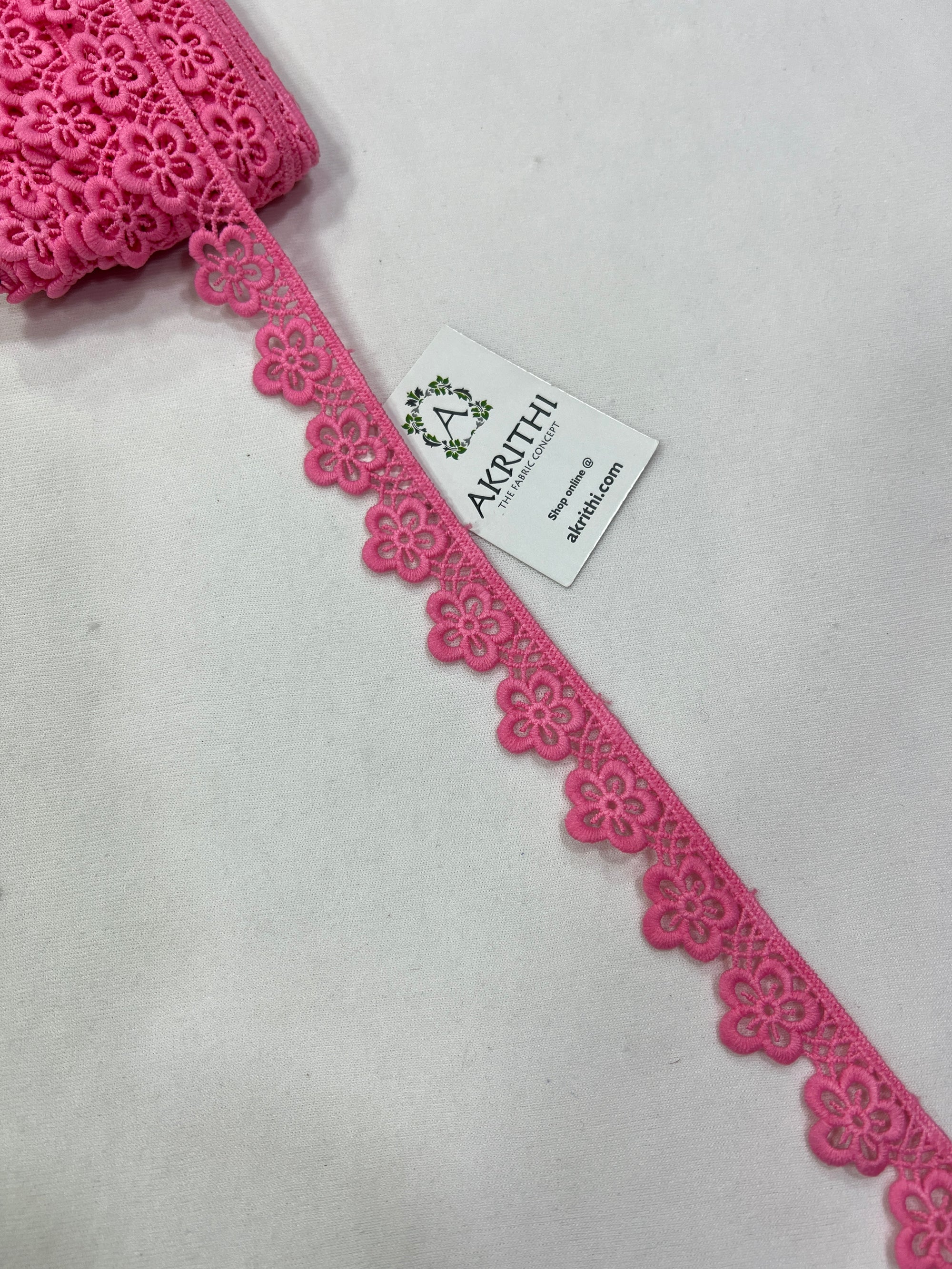 Crochet lace per metre