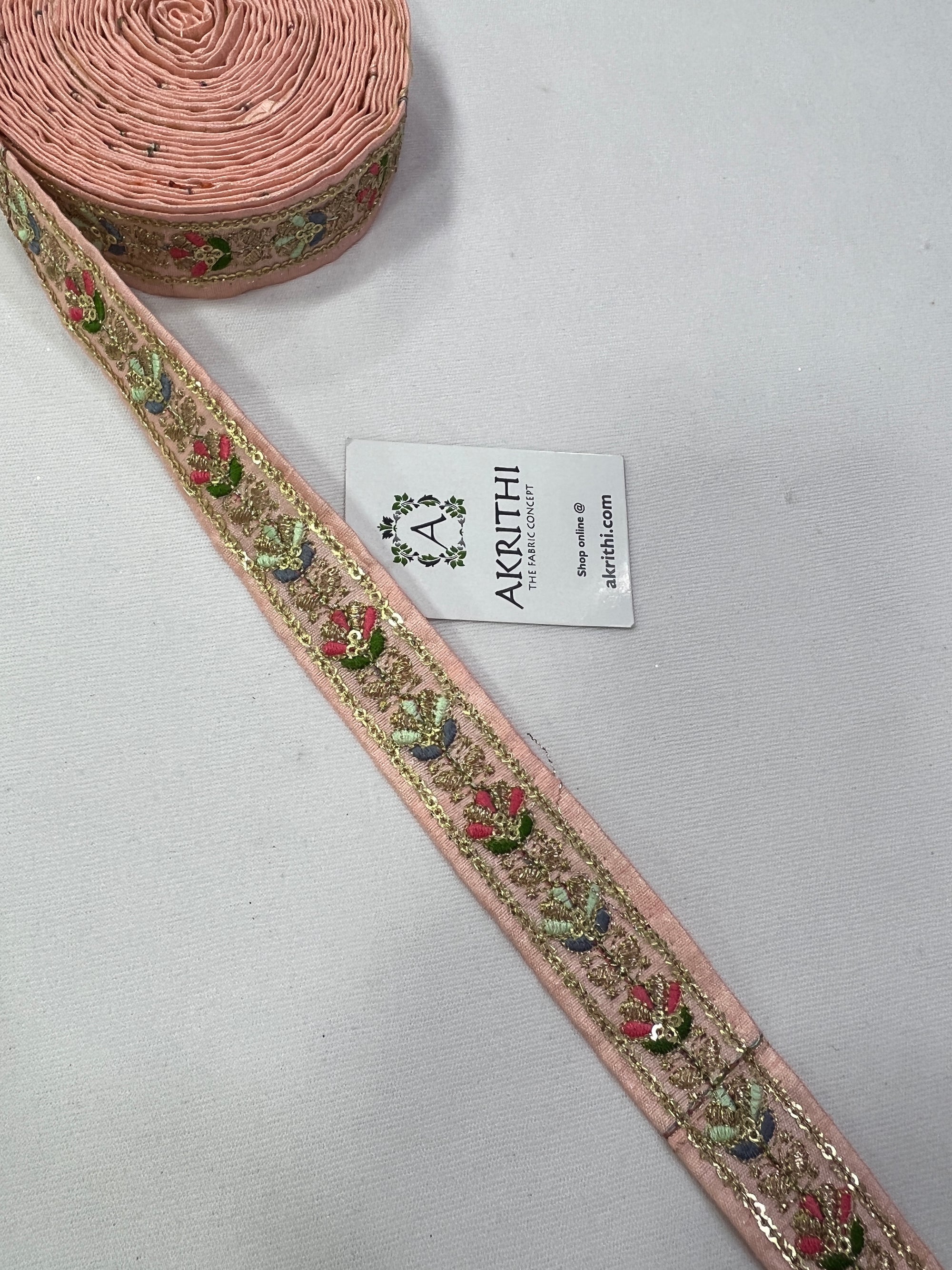 Embroidered lace 9 metres roll