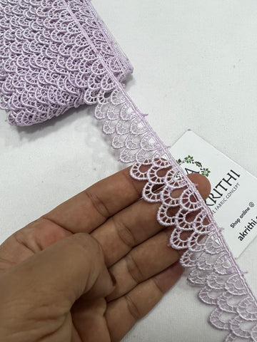 Lace per metre