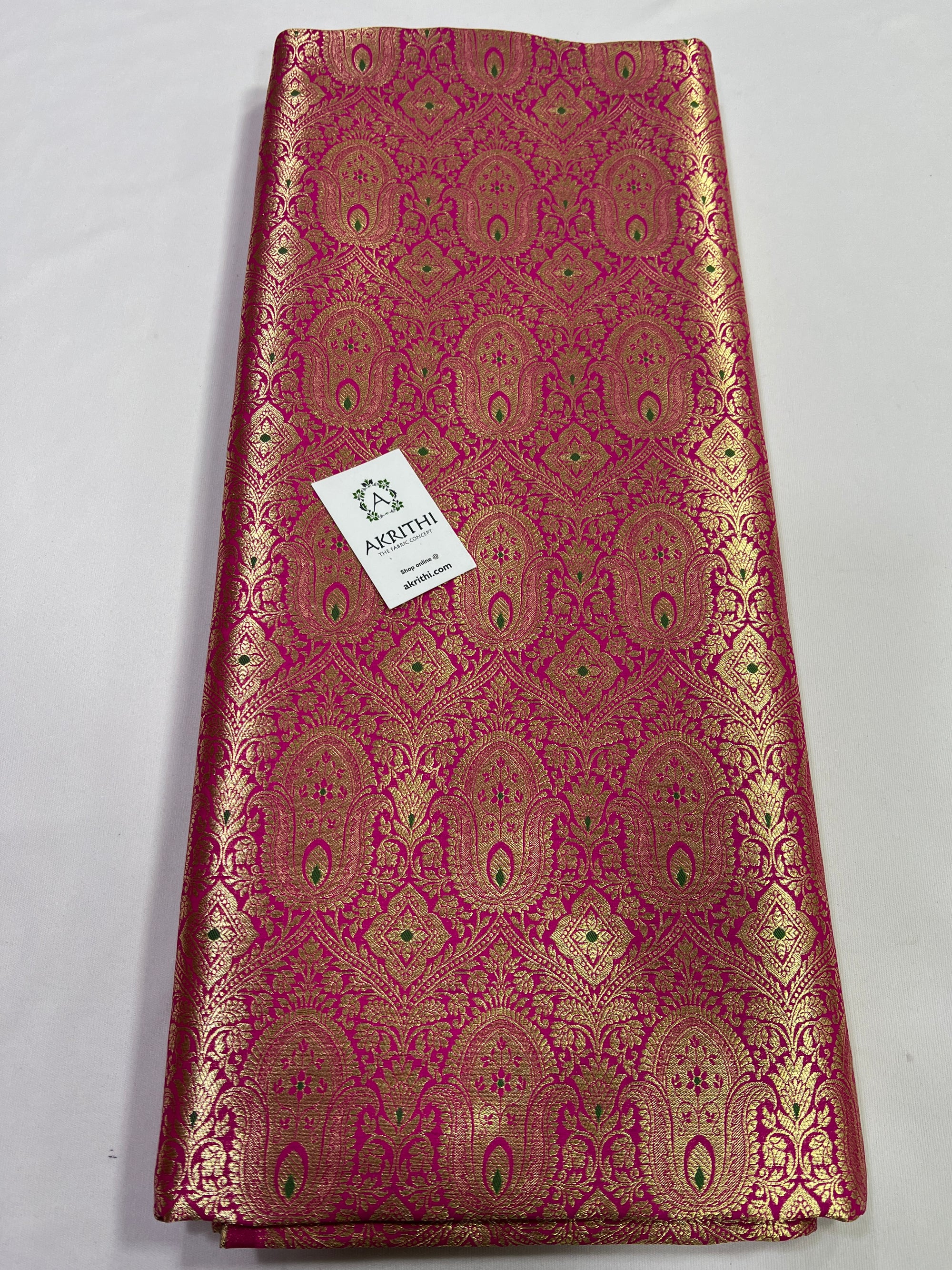 Handloom Banarasi brocade fabric 40 cms cut