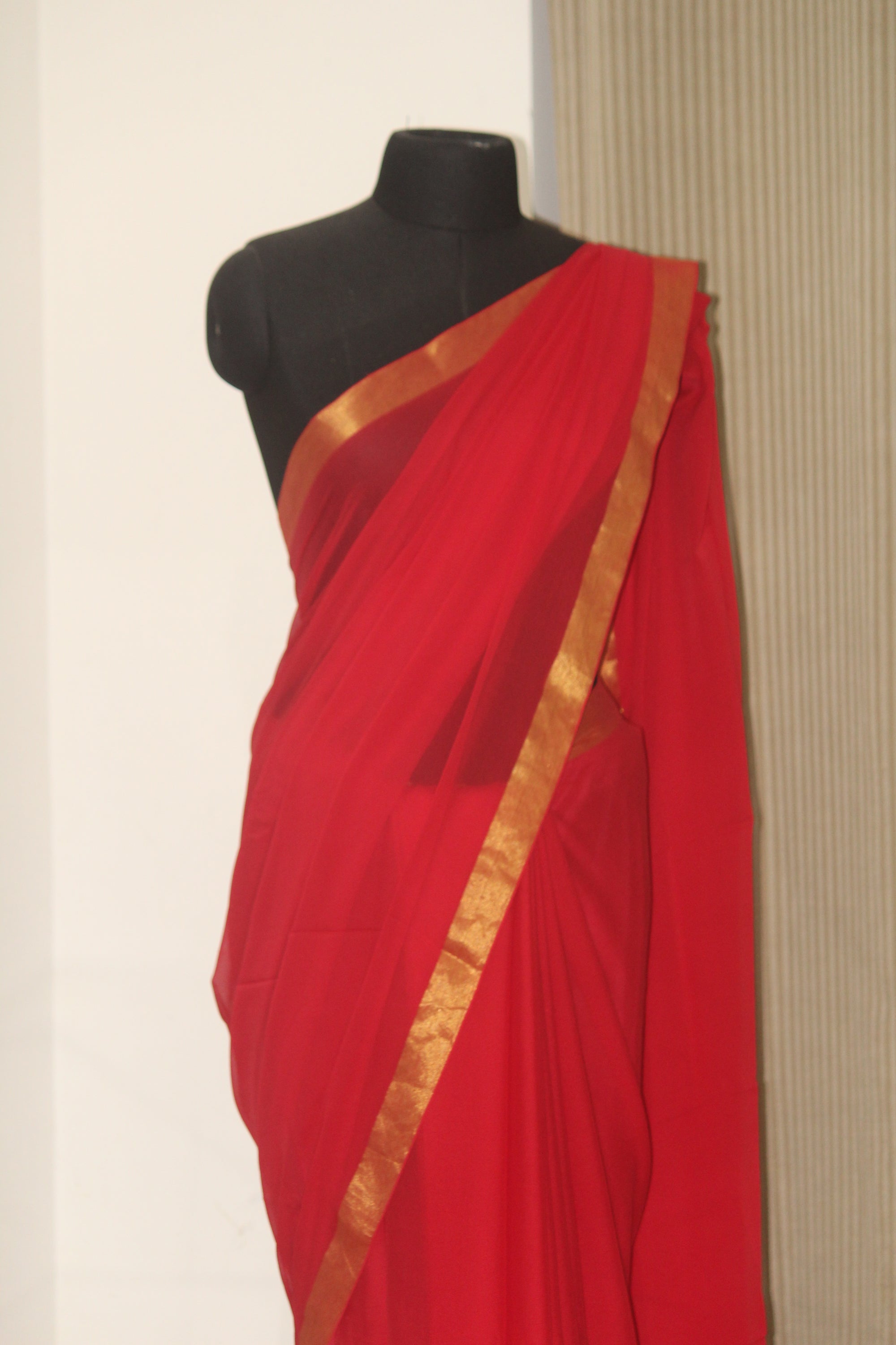 Pure silk georgette saree with Zari border