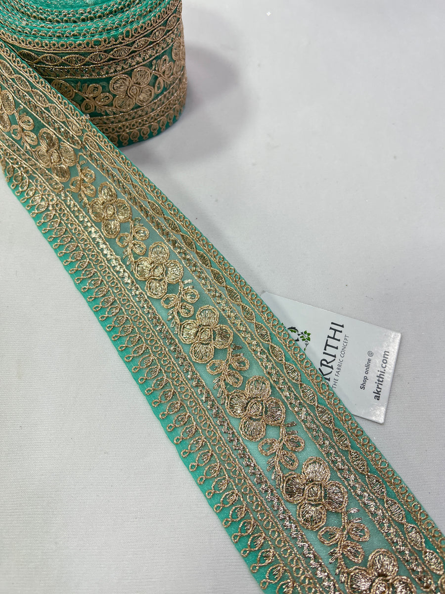 Embroidered lace 9 metres roll