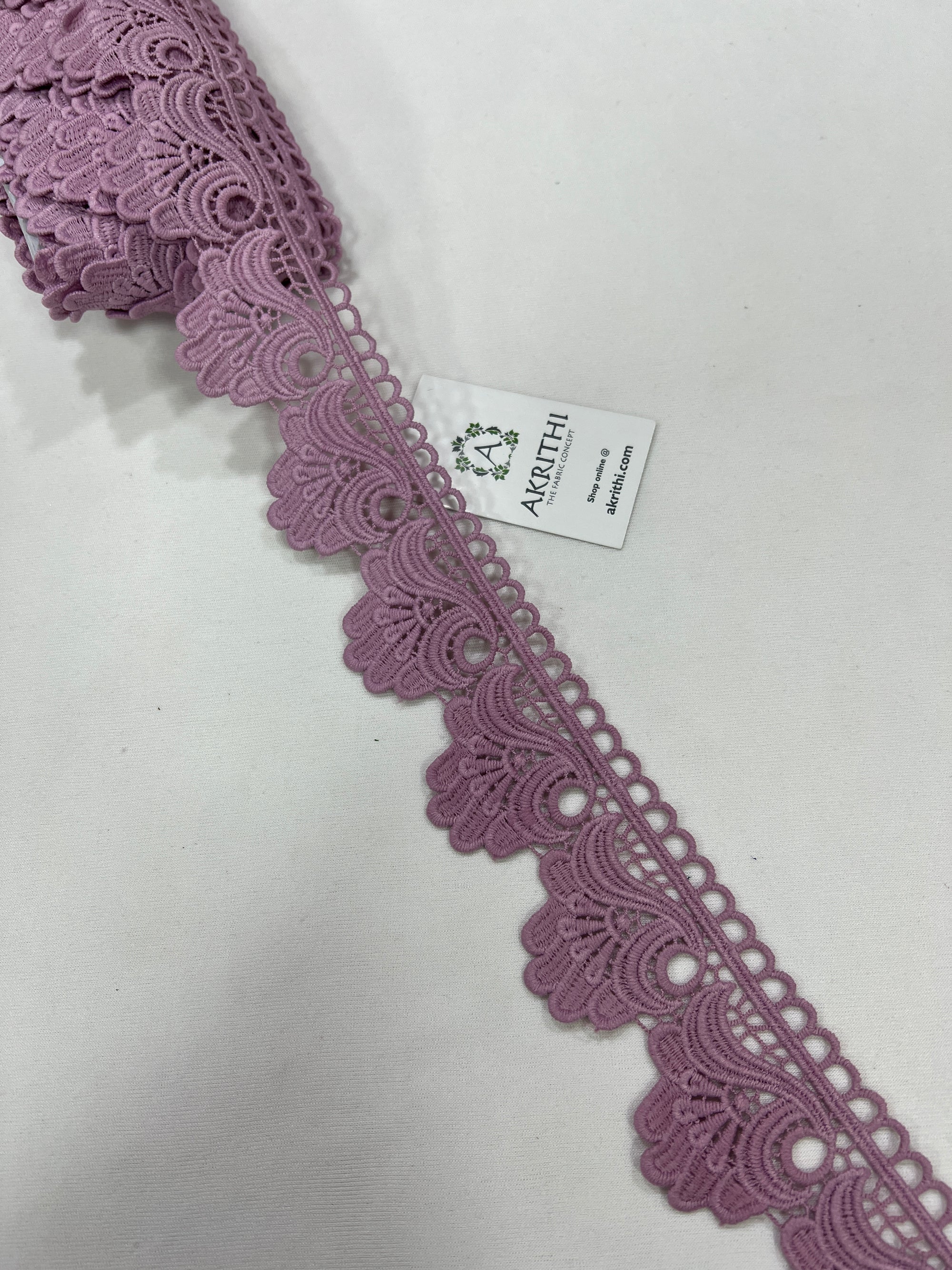 Crochet lace per metre