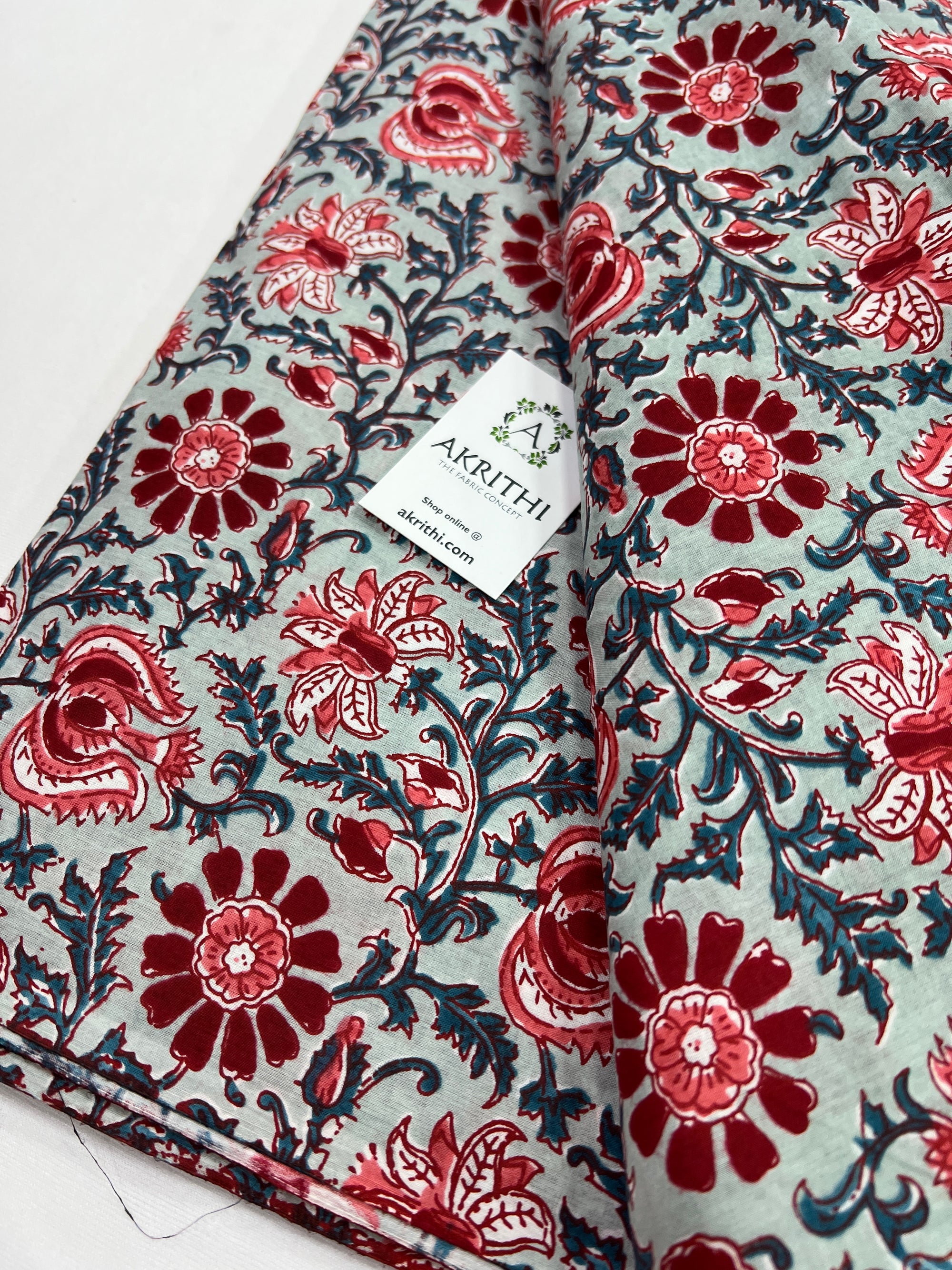 Printed pure cotton fabric
