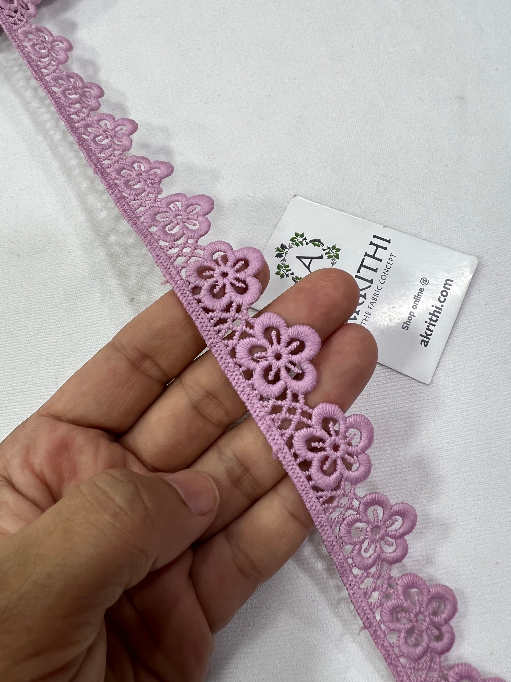 Crochet lace per metre