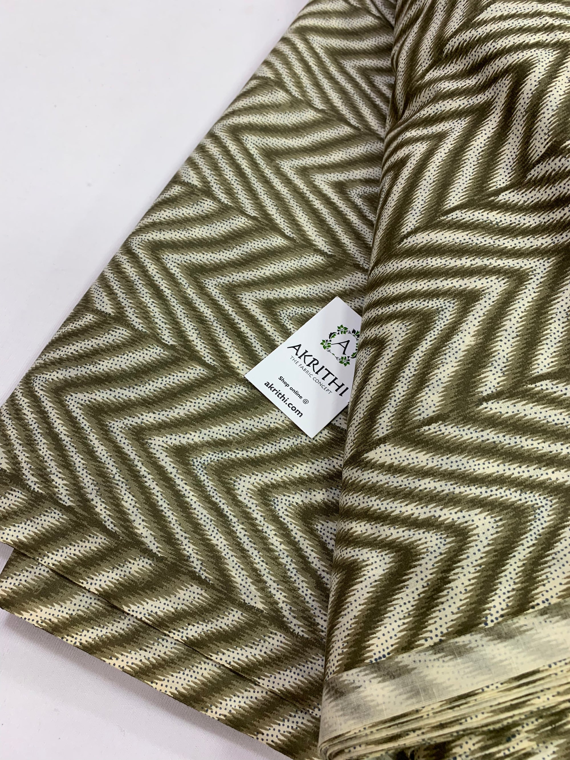 Printed pure cotton fabric