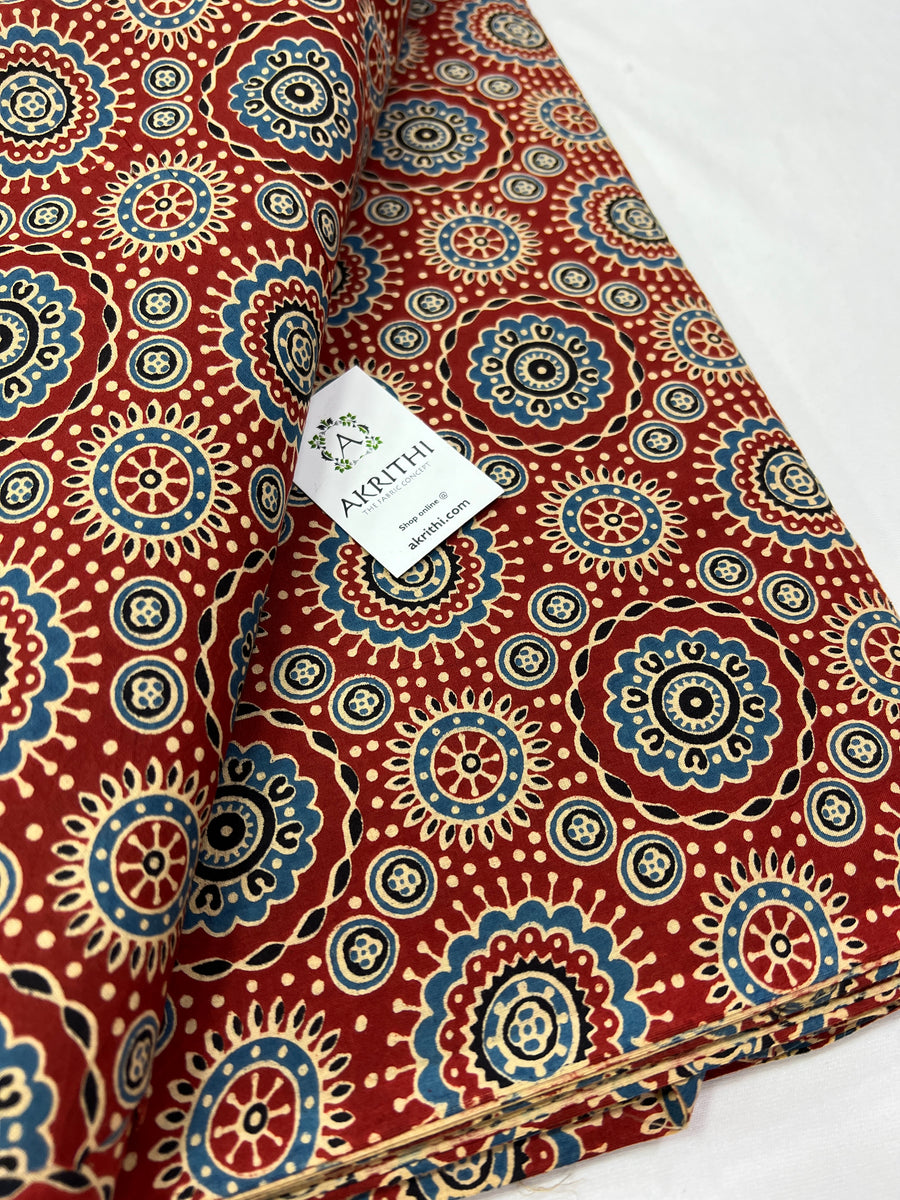 Printed pure cotton fabric