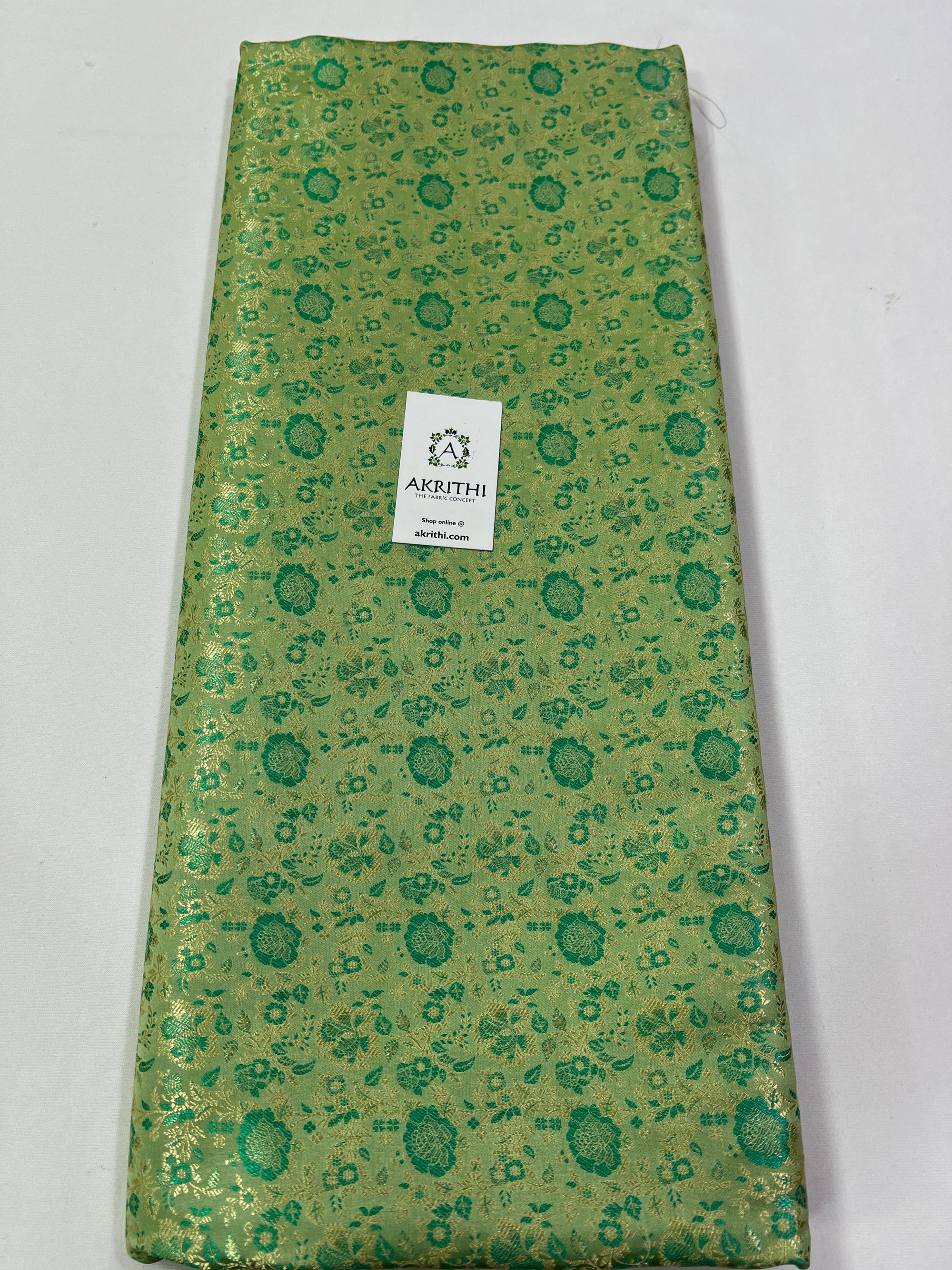 Handloom Banarasi brocade fabric