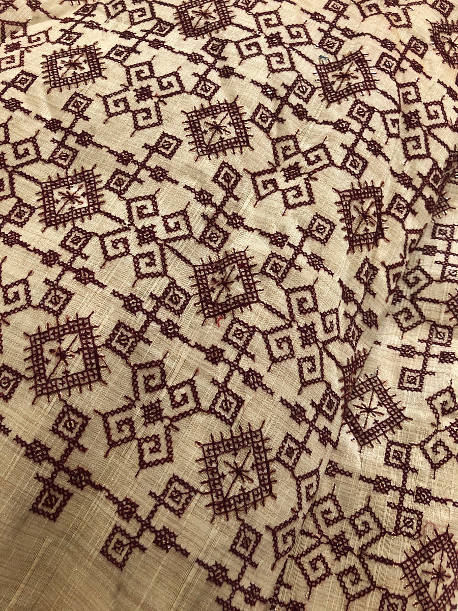 Embroidery on raw silk fabric 35 cms cut