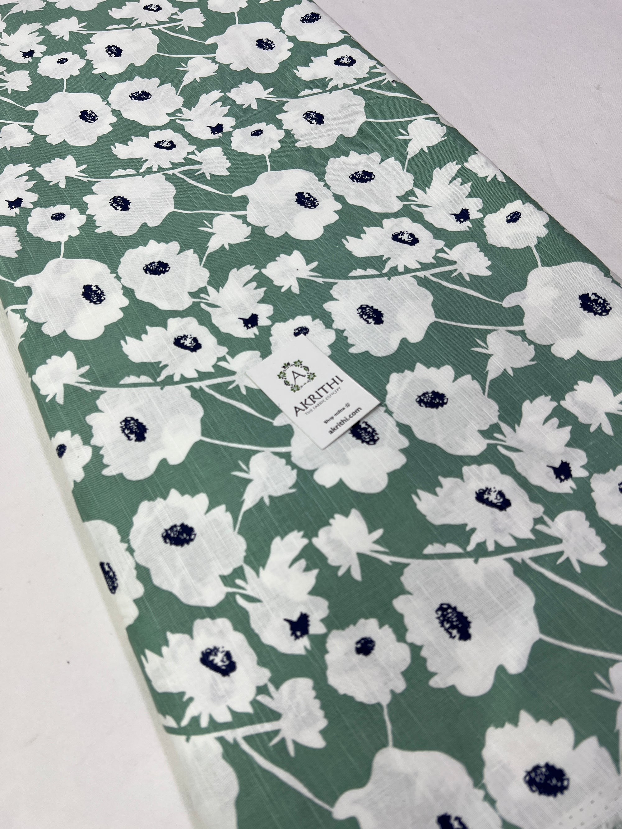 Printed pure cotton fabric