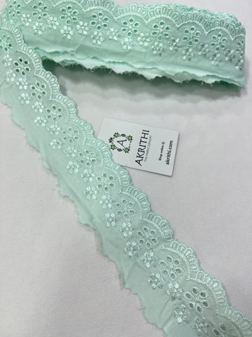 Cotton lace per metre