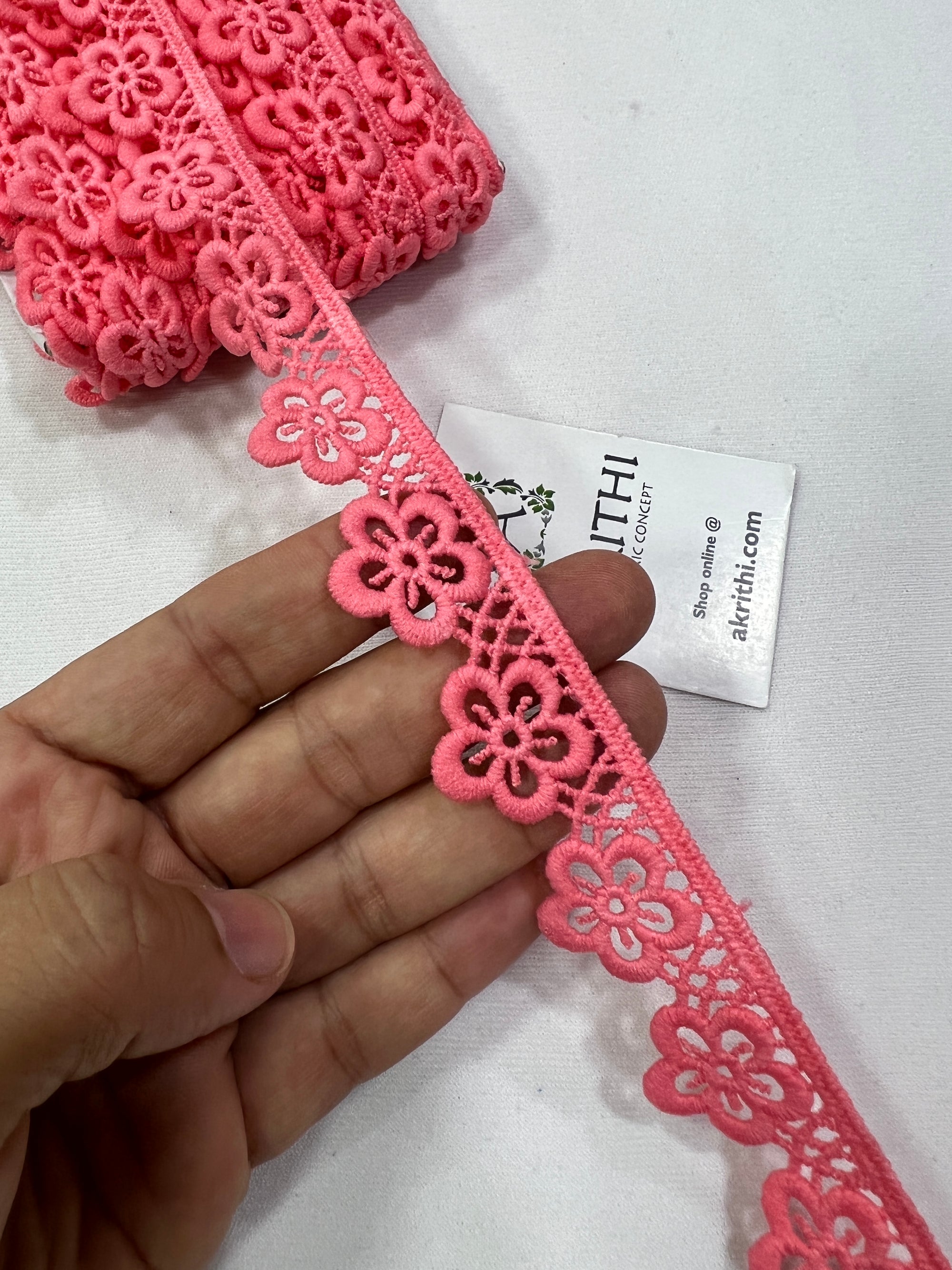 Crochet lace per metre