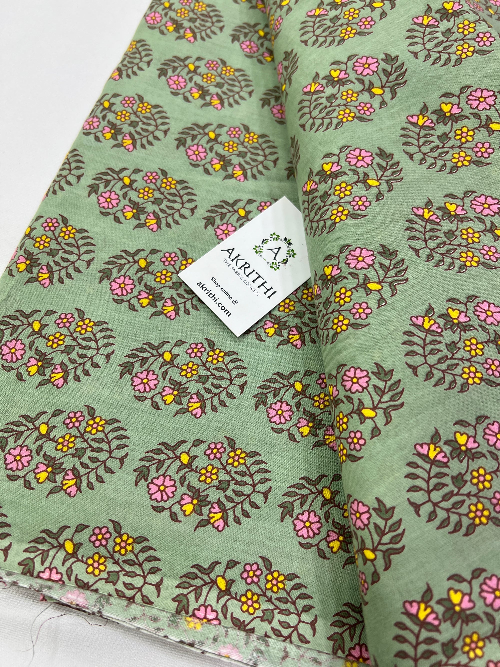 Printed pure cotton fabric