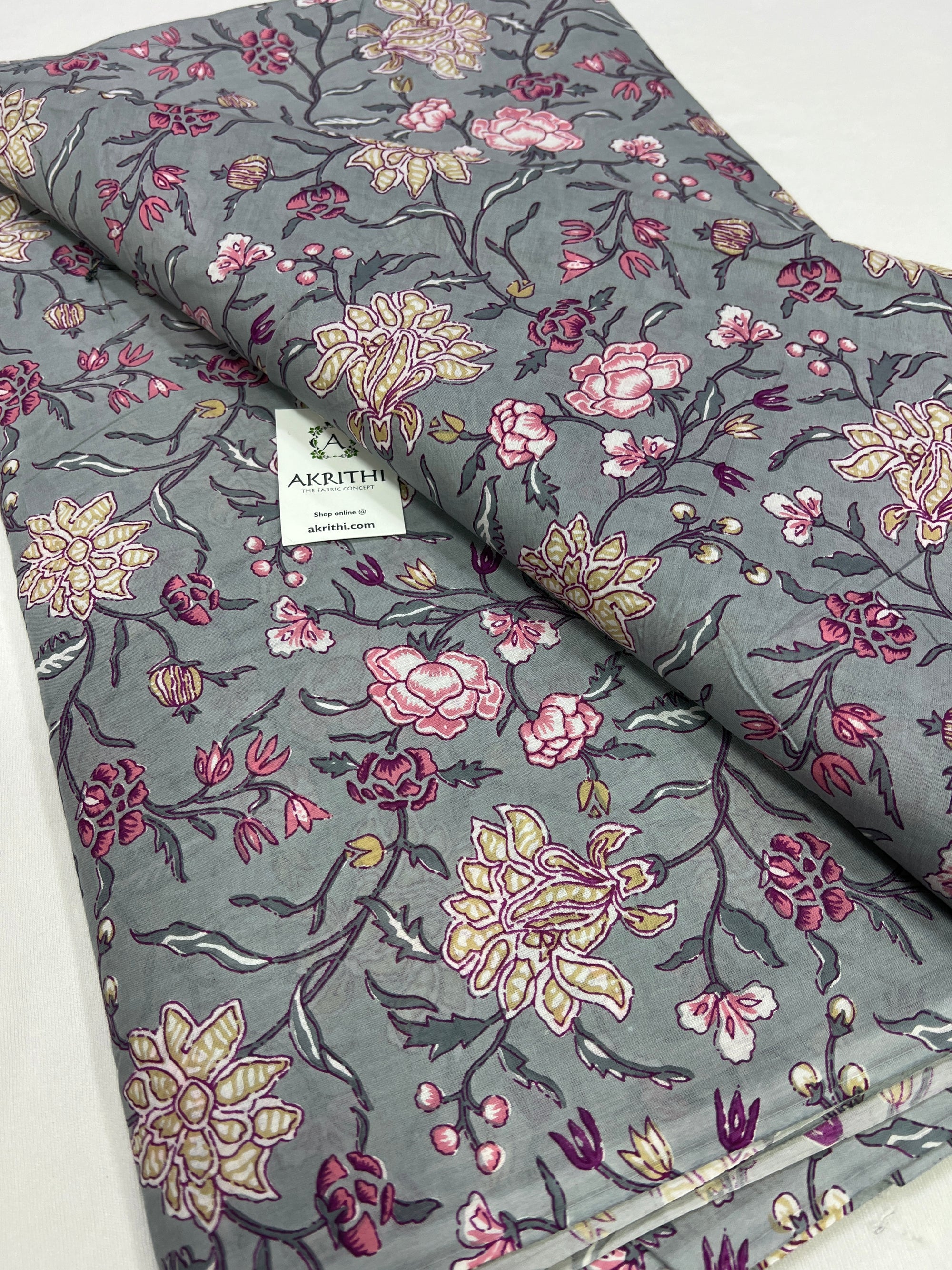 Printed pure cotton fabric