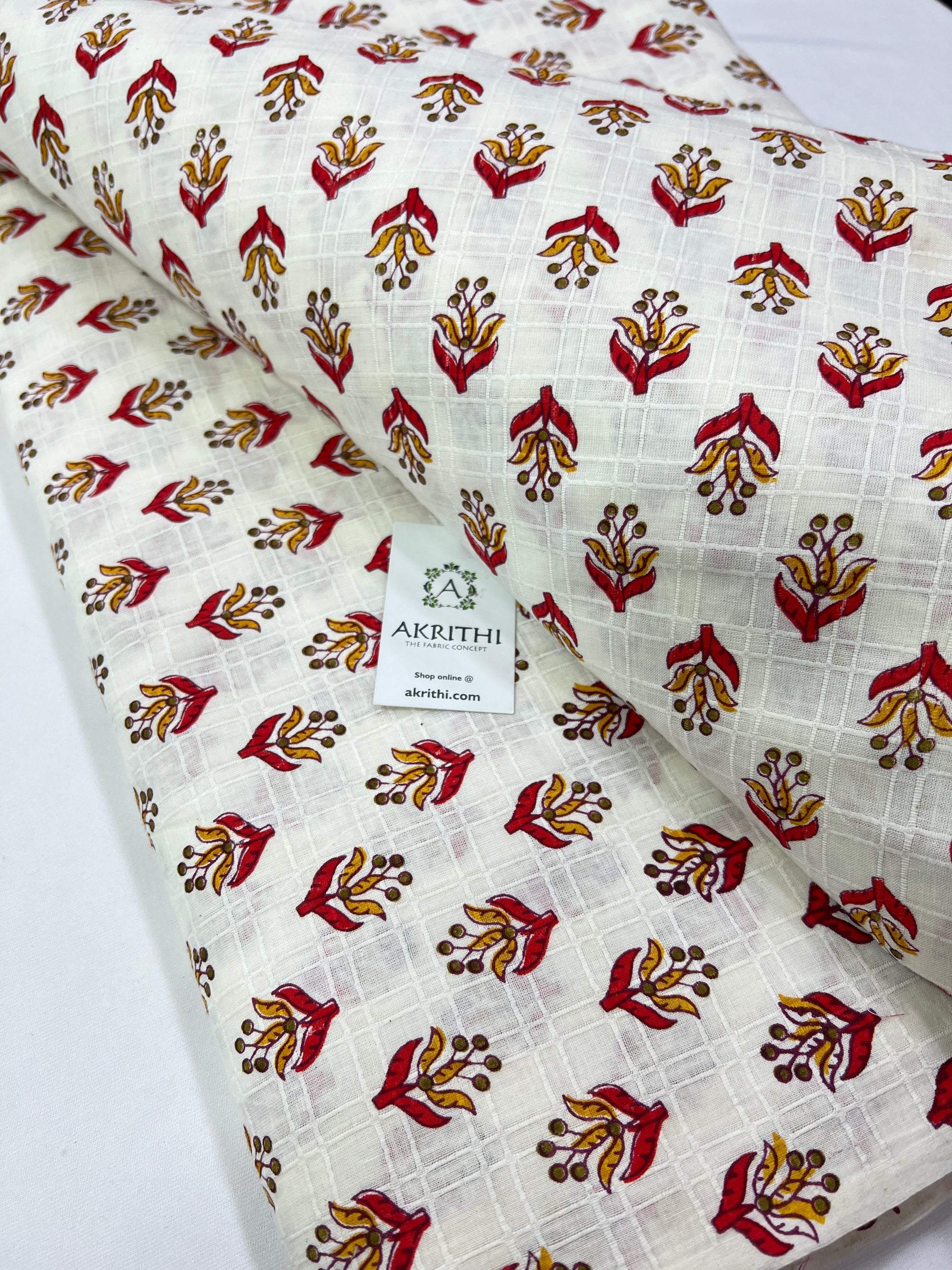 Printed pure cotton fabric