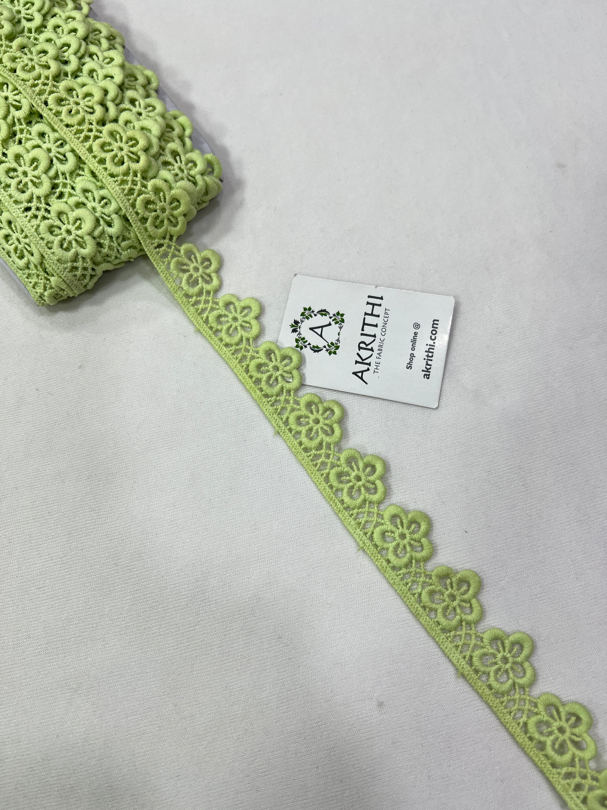 Crochet lace per metre