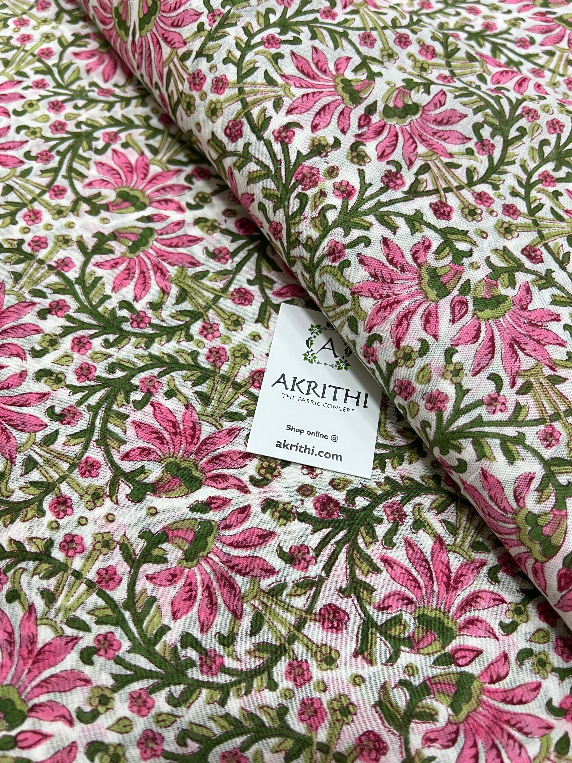 Printed pure mul cotton fabric