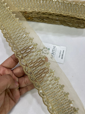 Embroidered lace 9 metres roll