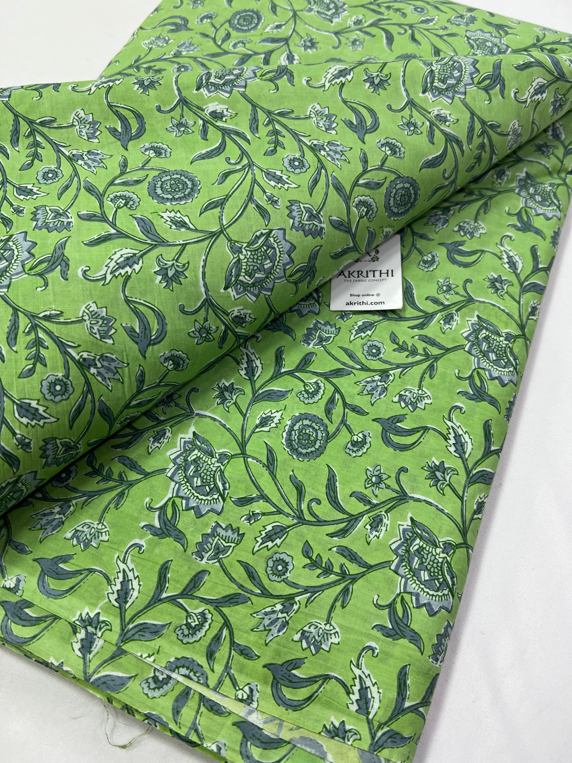 Printed pure cotton fabric